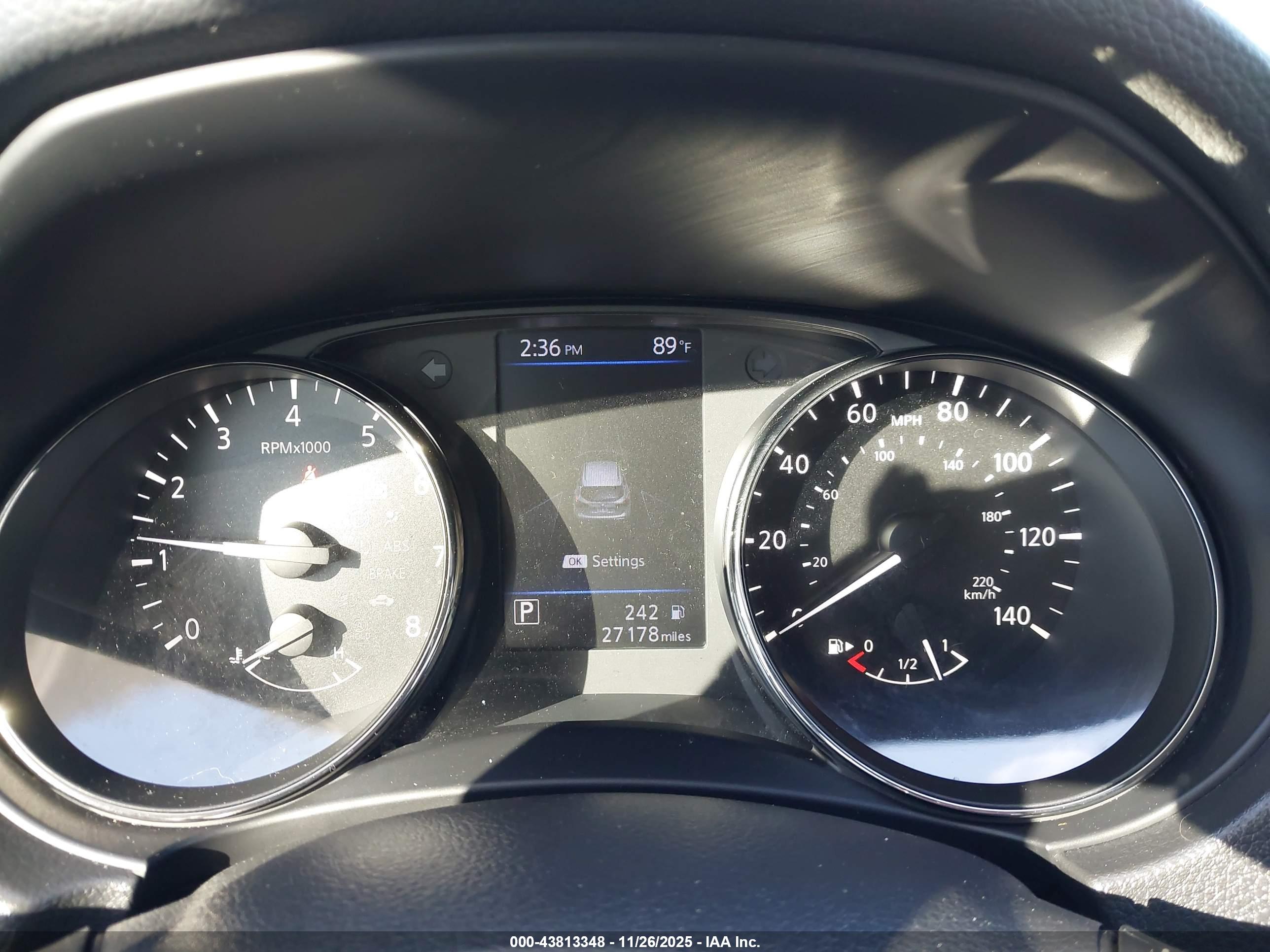 NISSAN ROGUE image 7