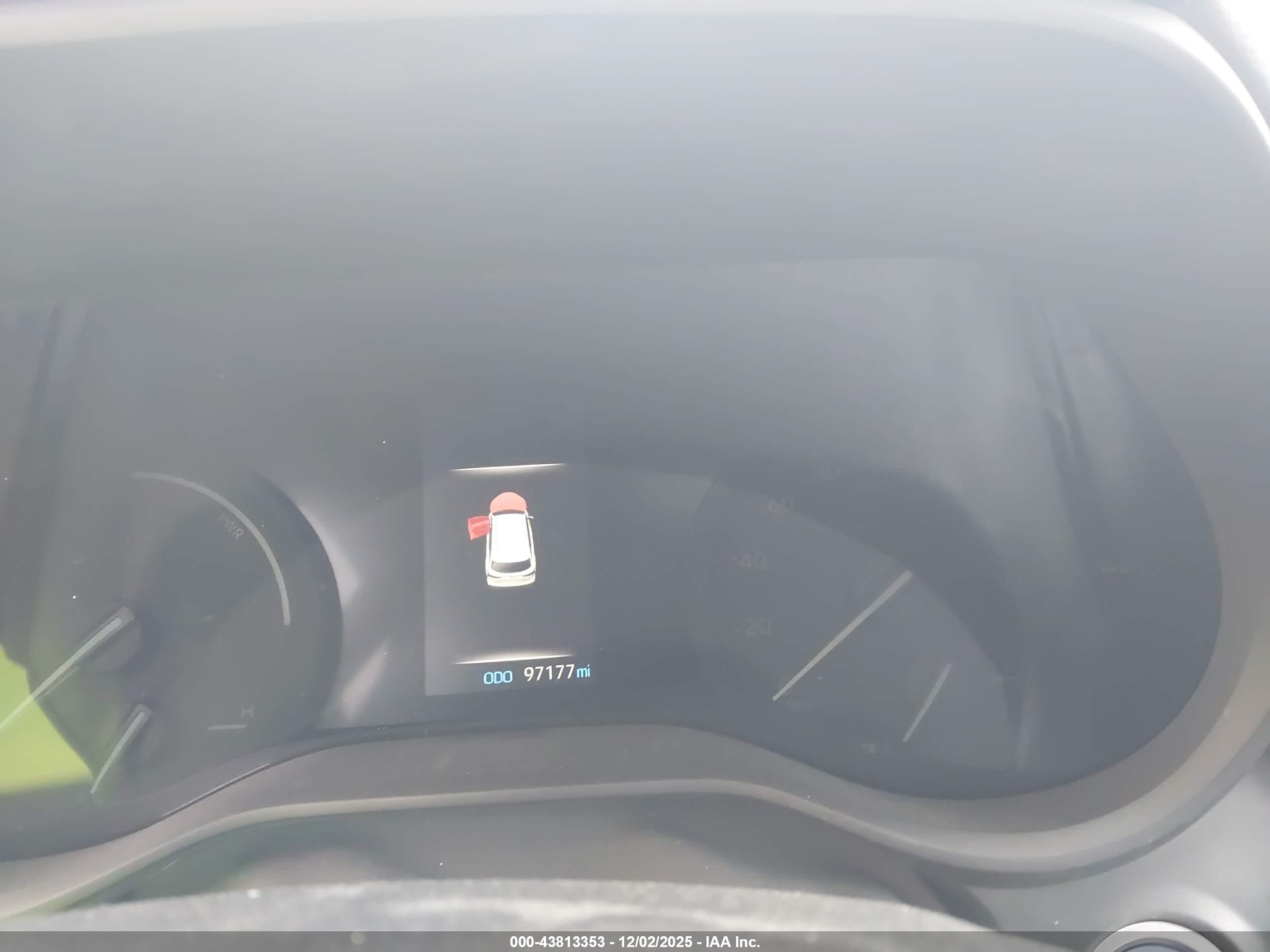 TOYOTA SIENNA image 7