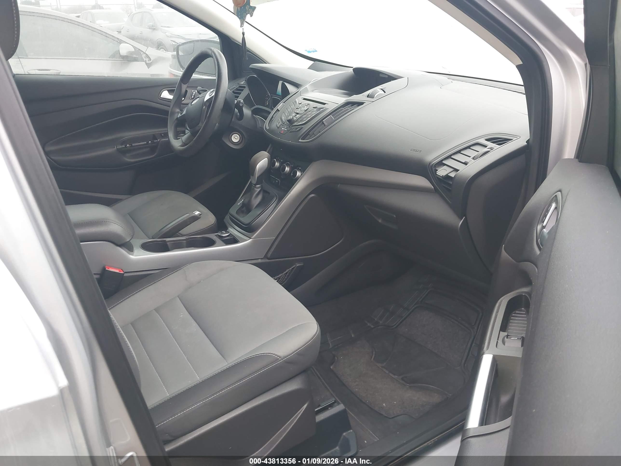 FORD ESCAPE image 5
