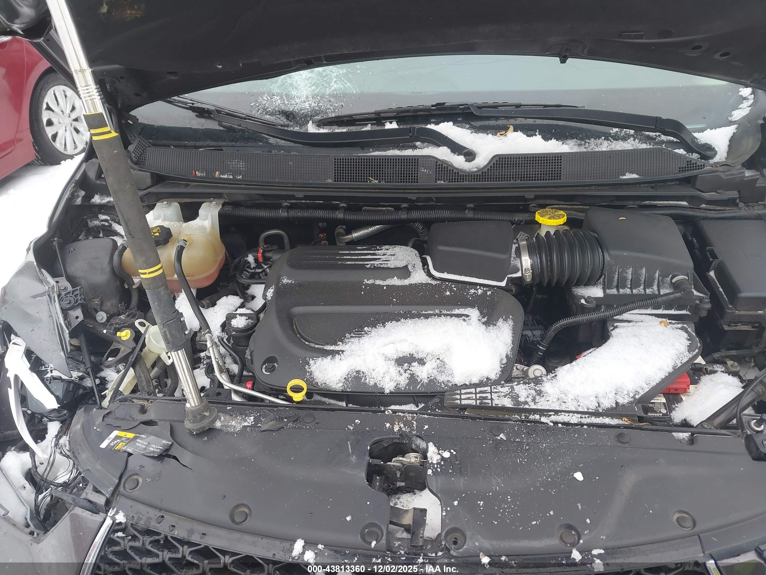 CHRYSLER PACIFICA image 10