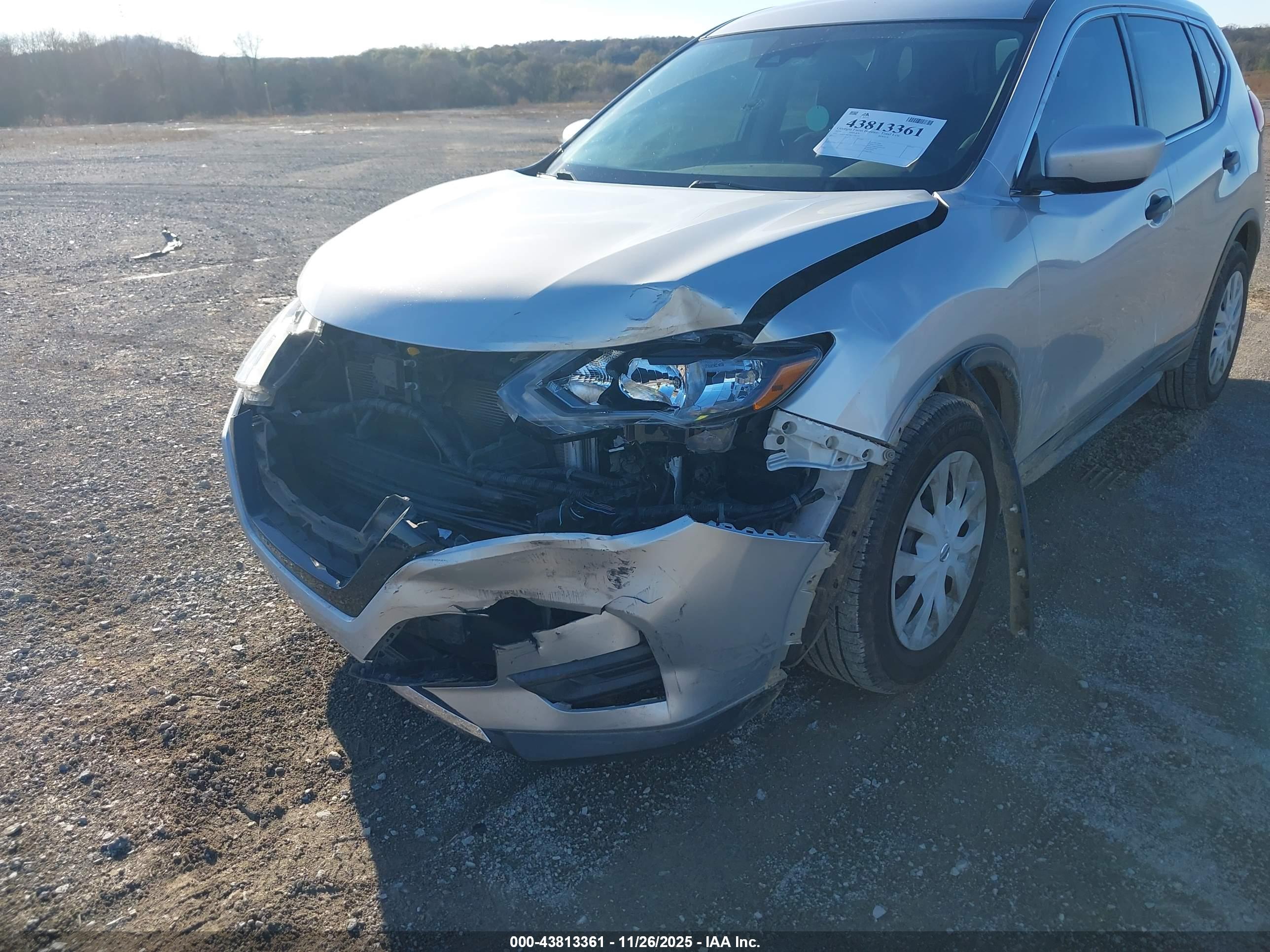 NISSAN ROGUE image 6