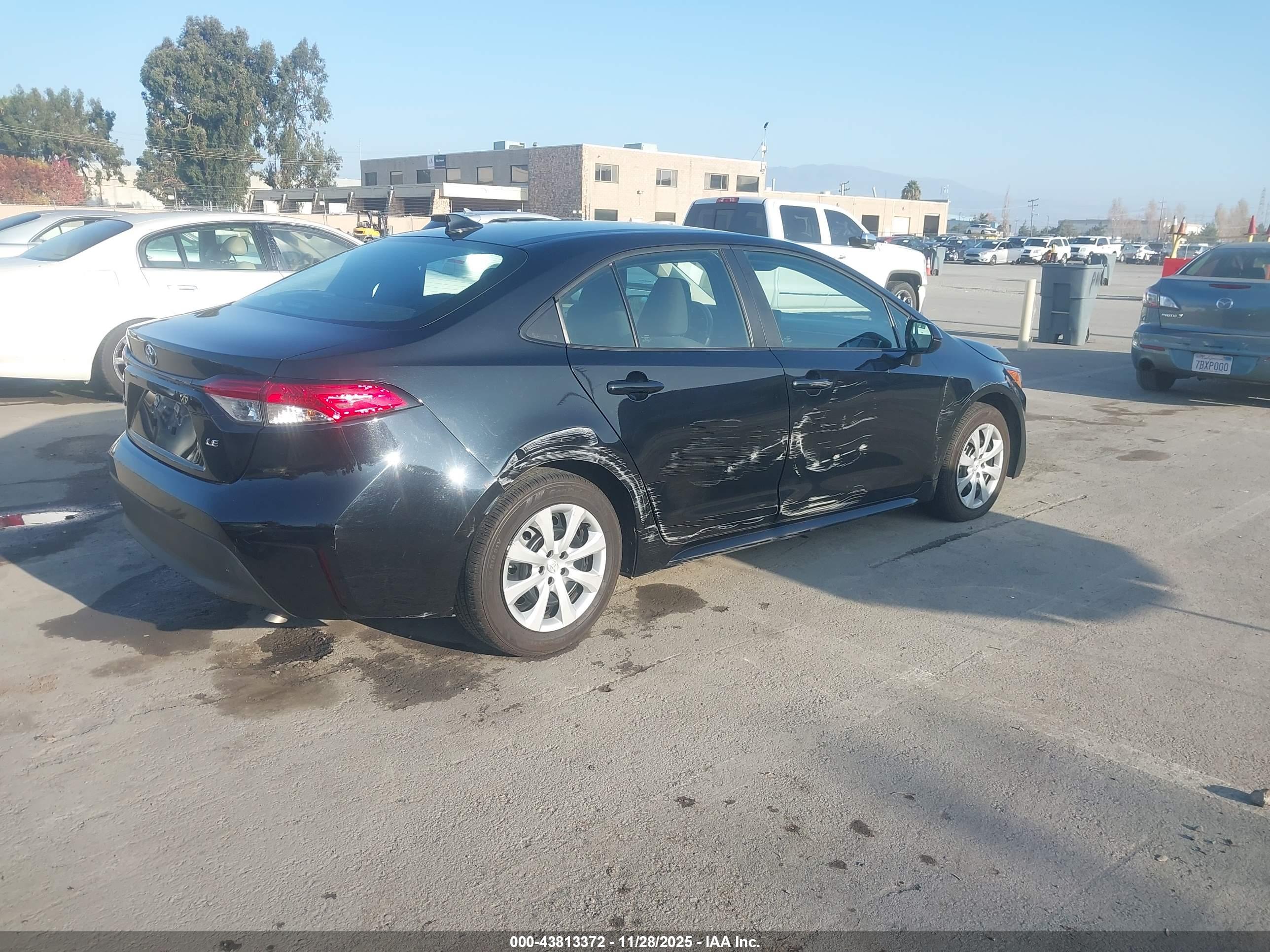 TOYOTA COROLLA image 4