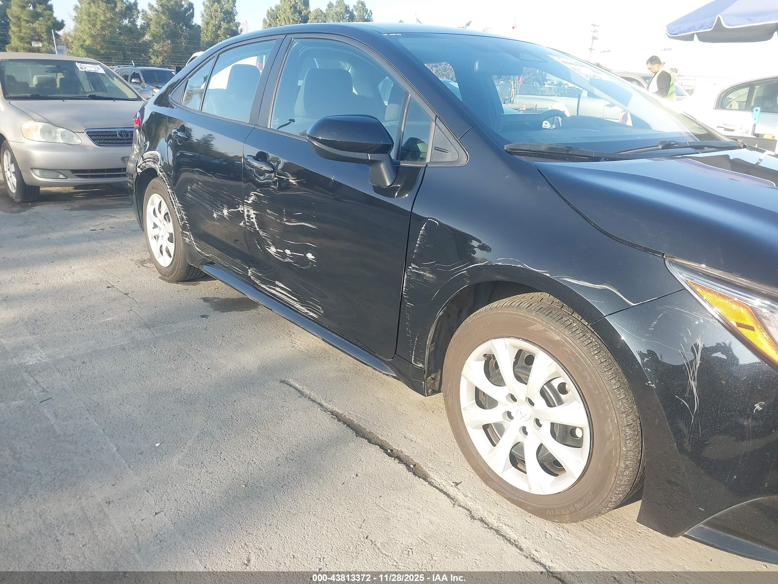 TOYOTA COROLLA image 6