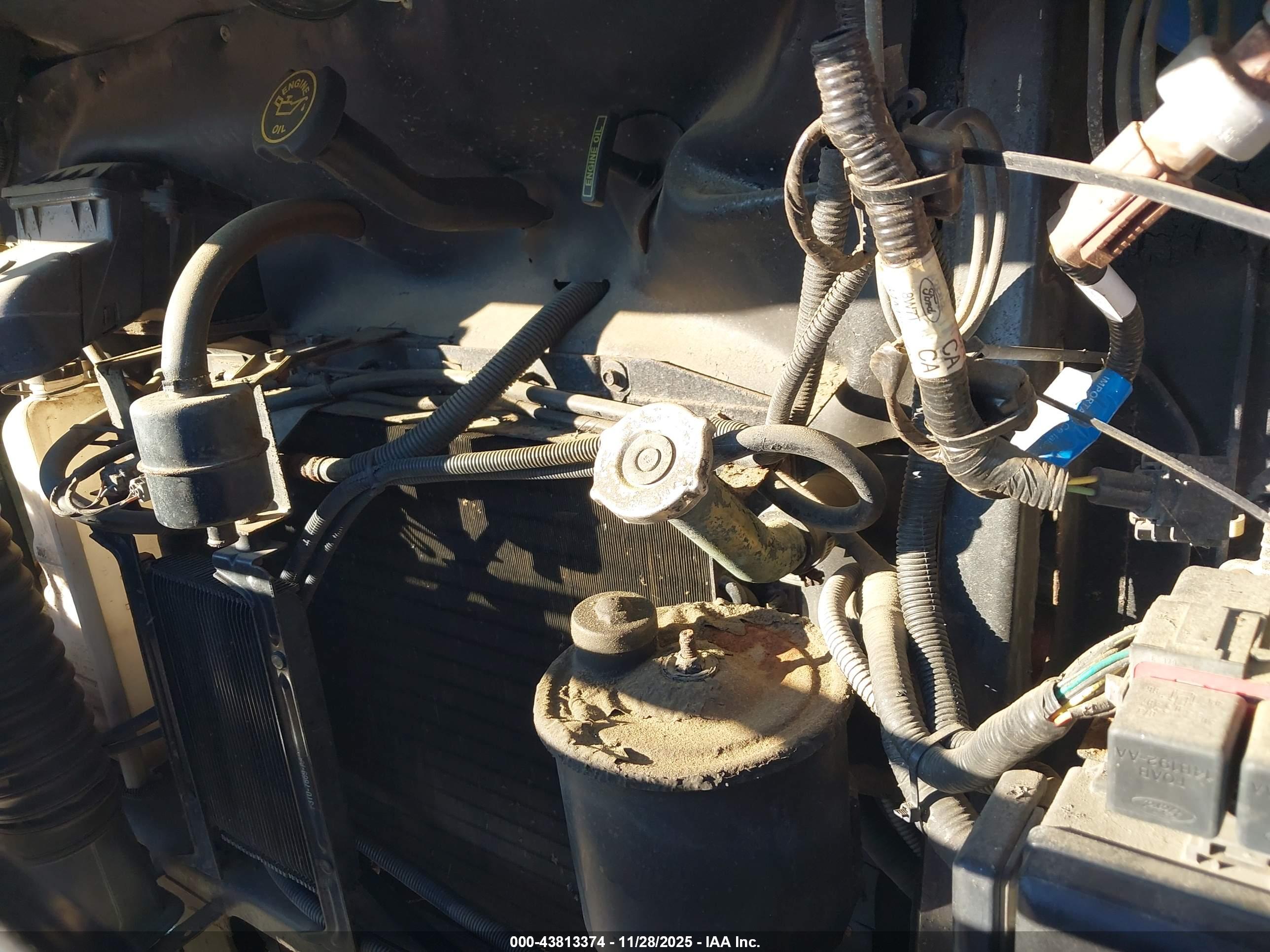 FORD F530 image 10
