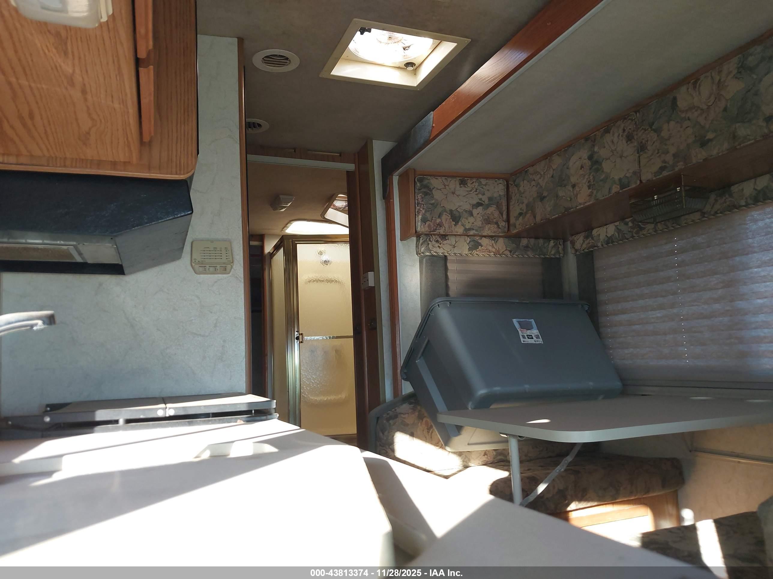 FORD F530 image 5