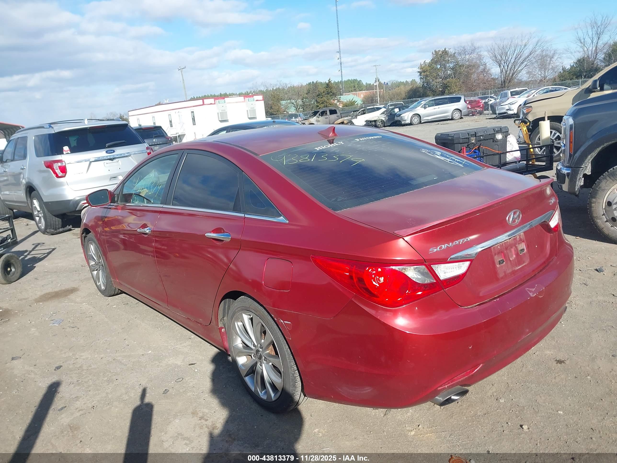 HYUNDAI SONATA image 3