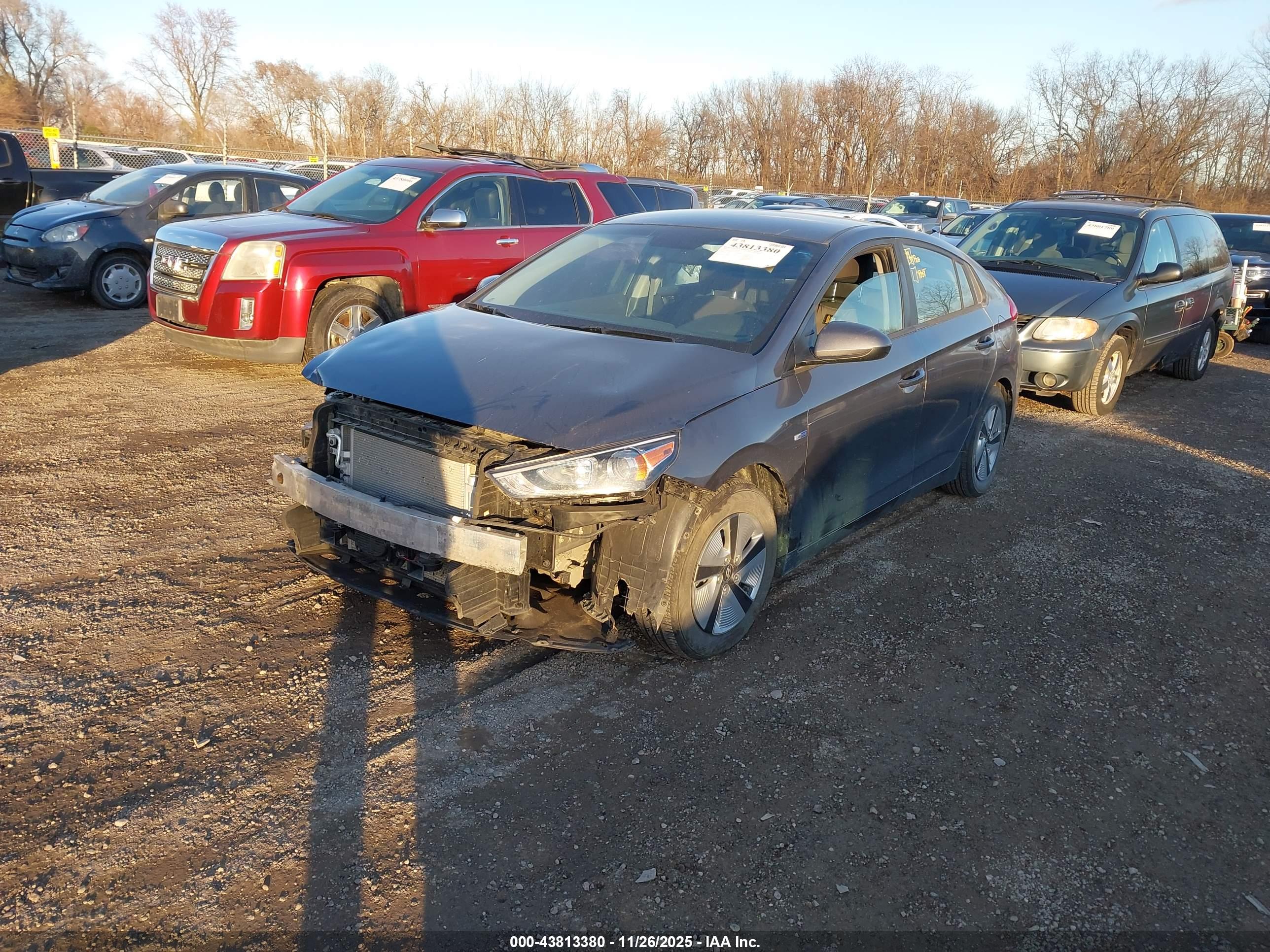 HYUNDAI IONIQ image 2