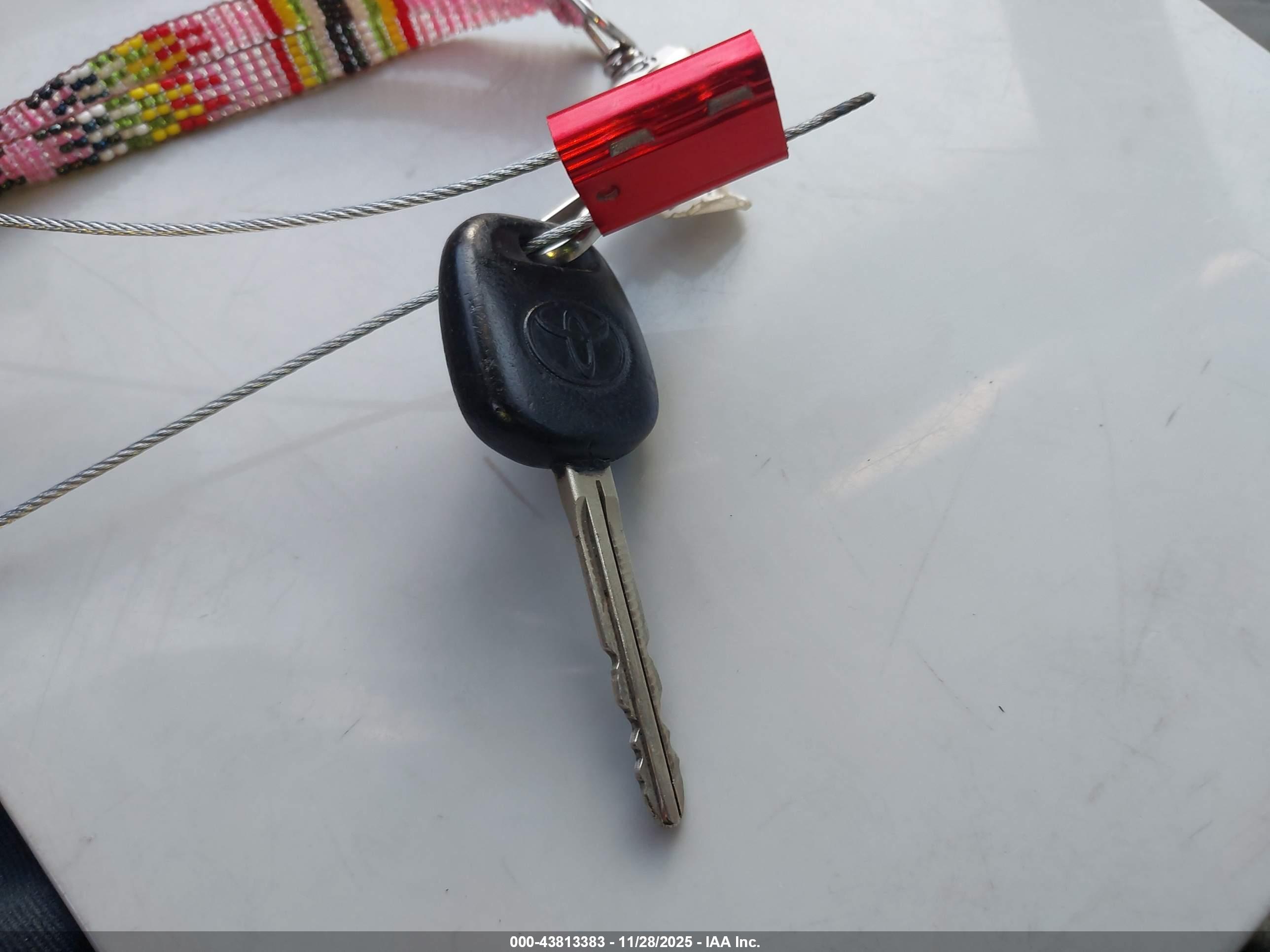 TOYOTA CAMRY image 11