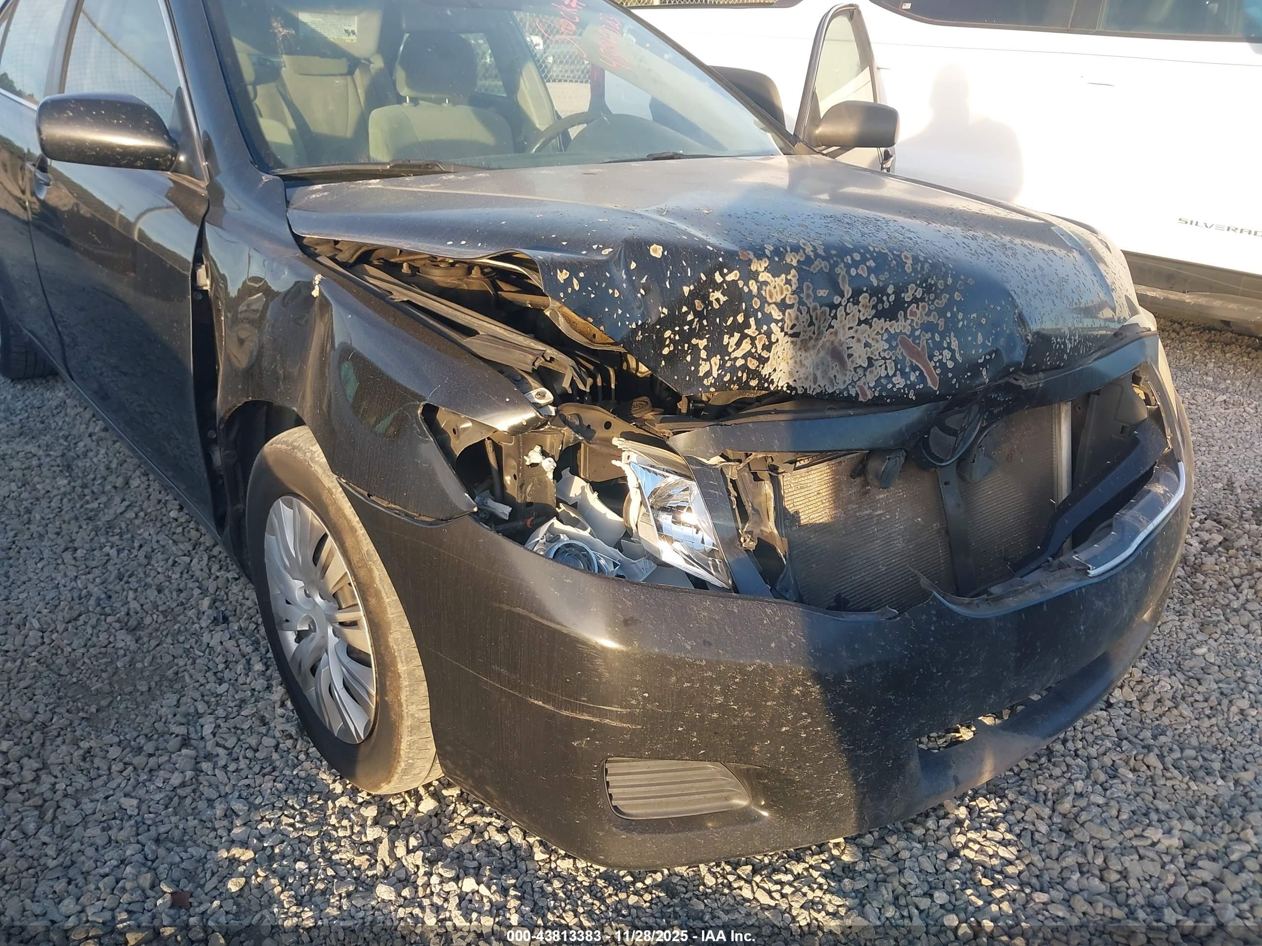 TOYOTA CAMRY image 6