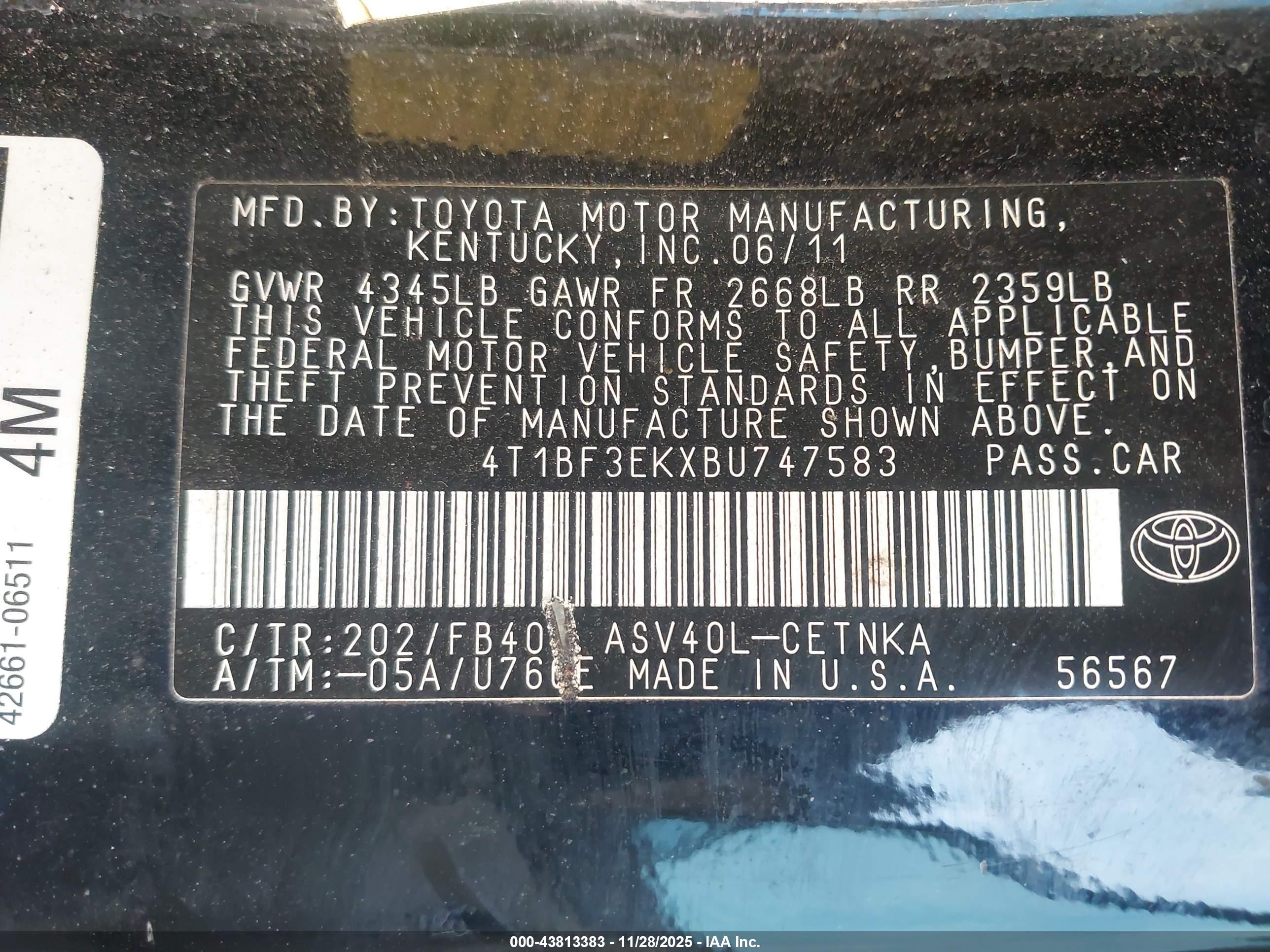TOYOTA CAMRY image 9