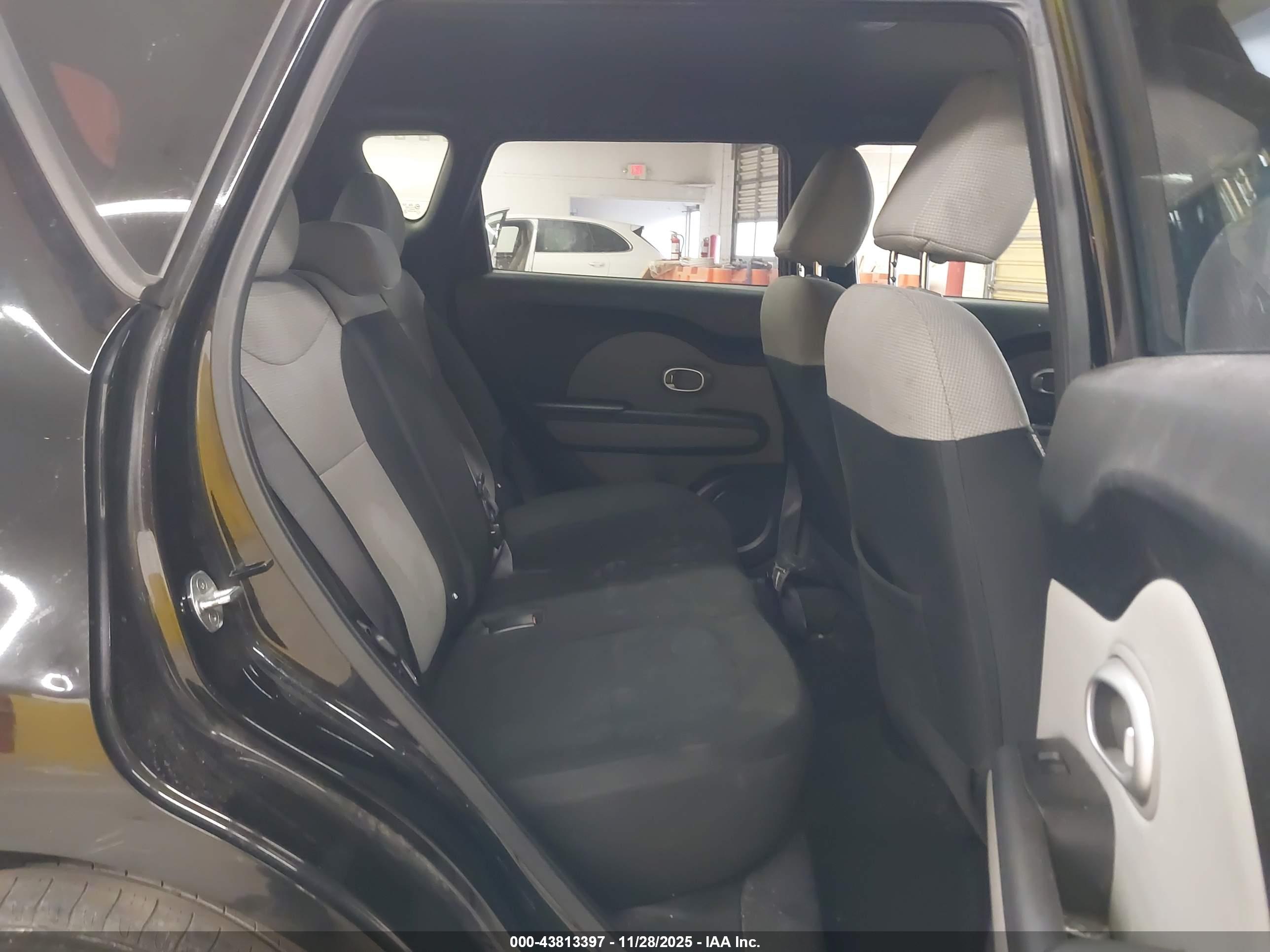 KIA SOUL image 8