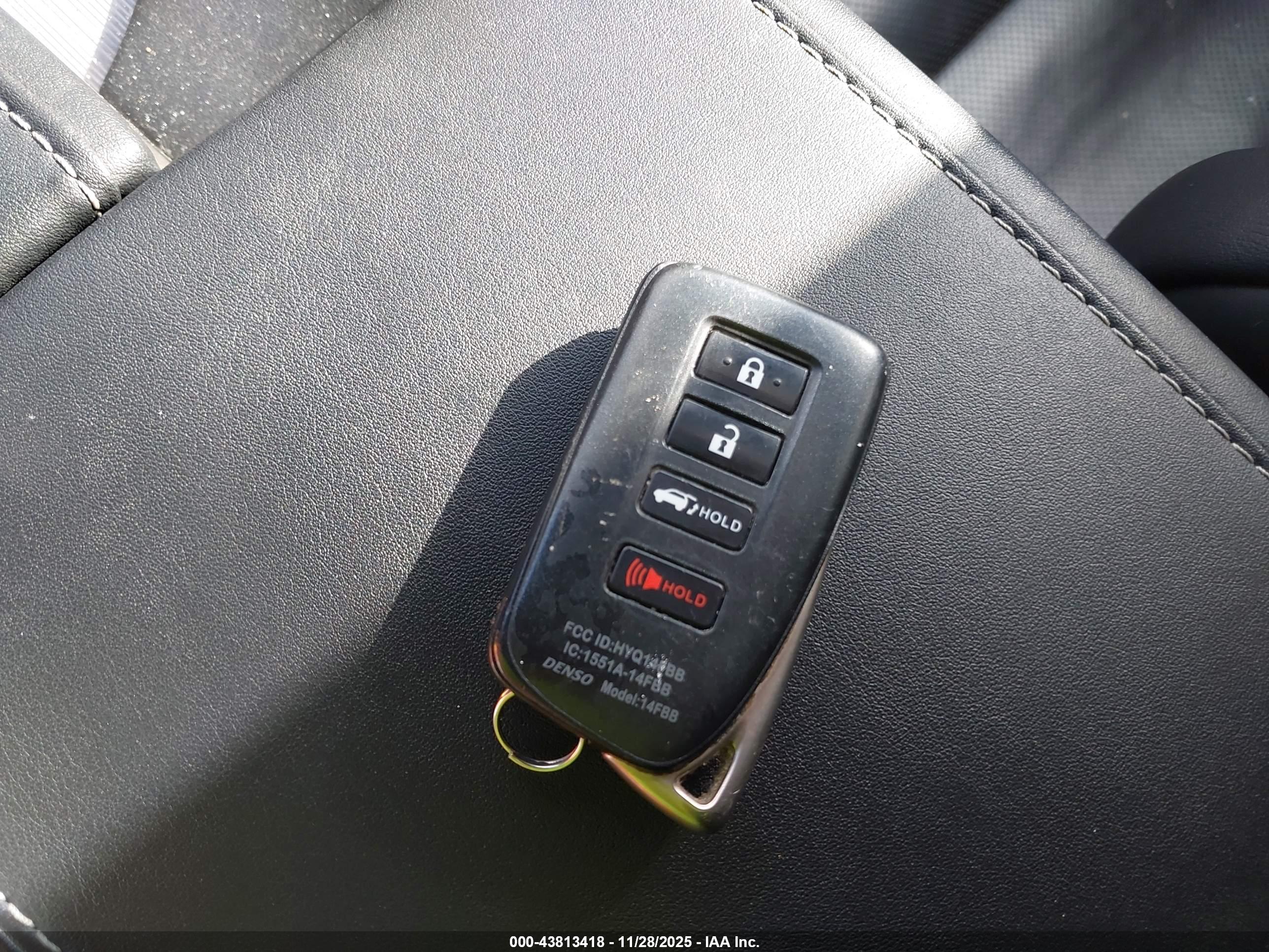 LEXUS RX image 11