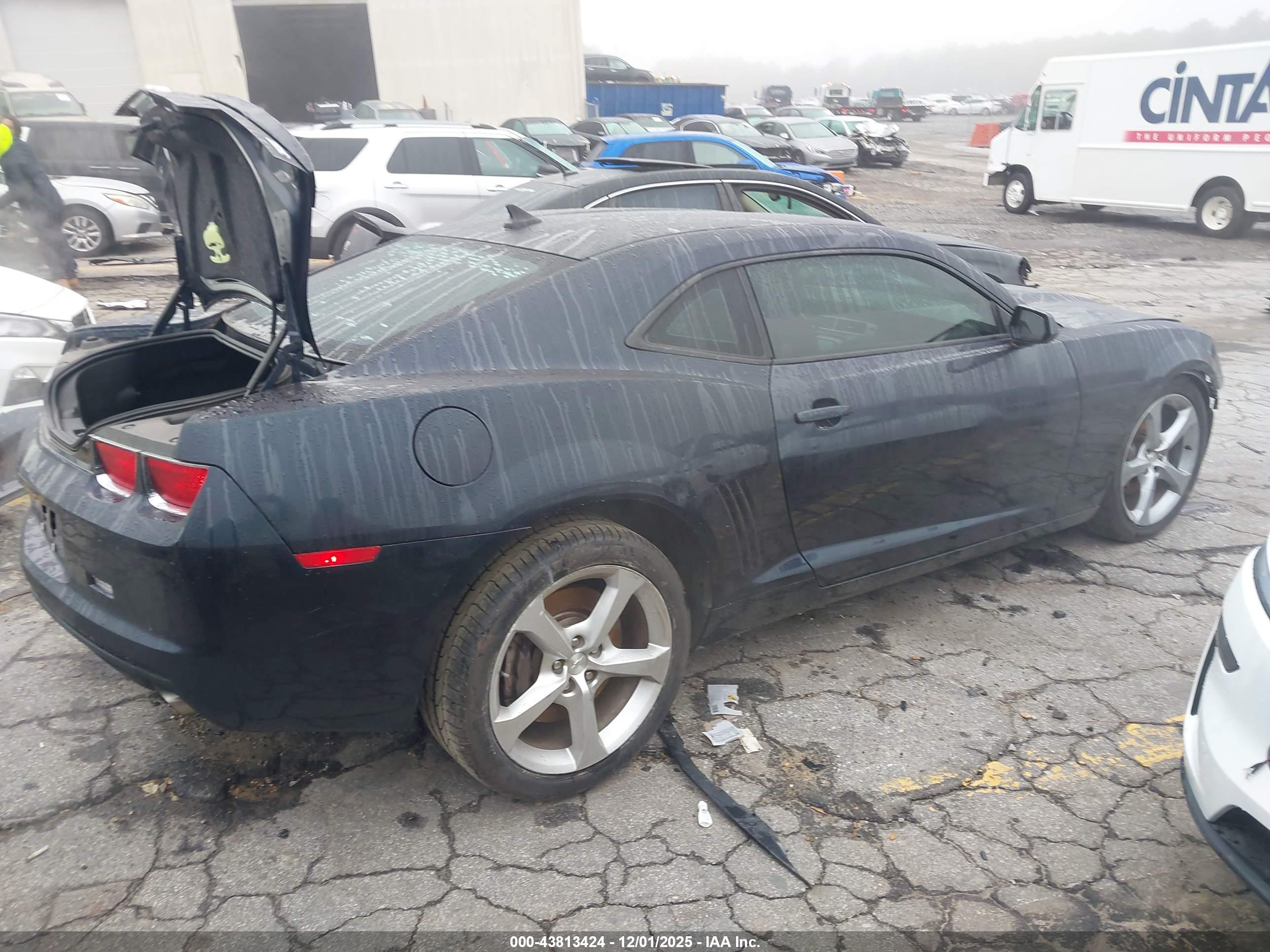 CHEVROLET CAMARO image 4