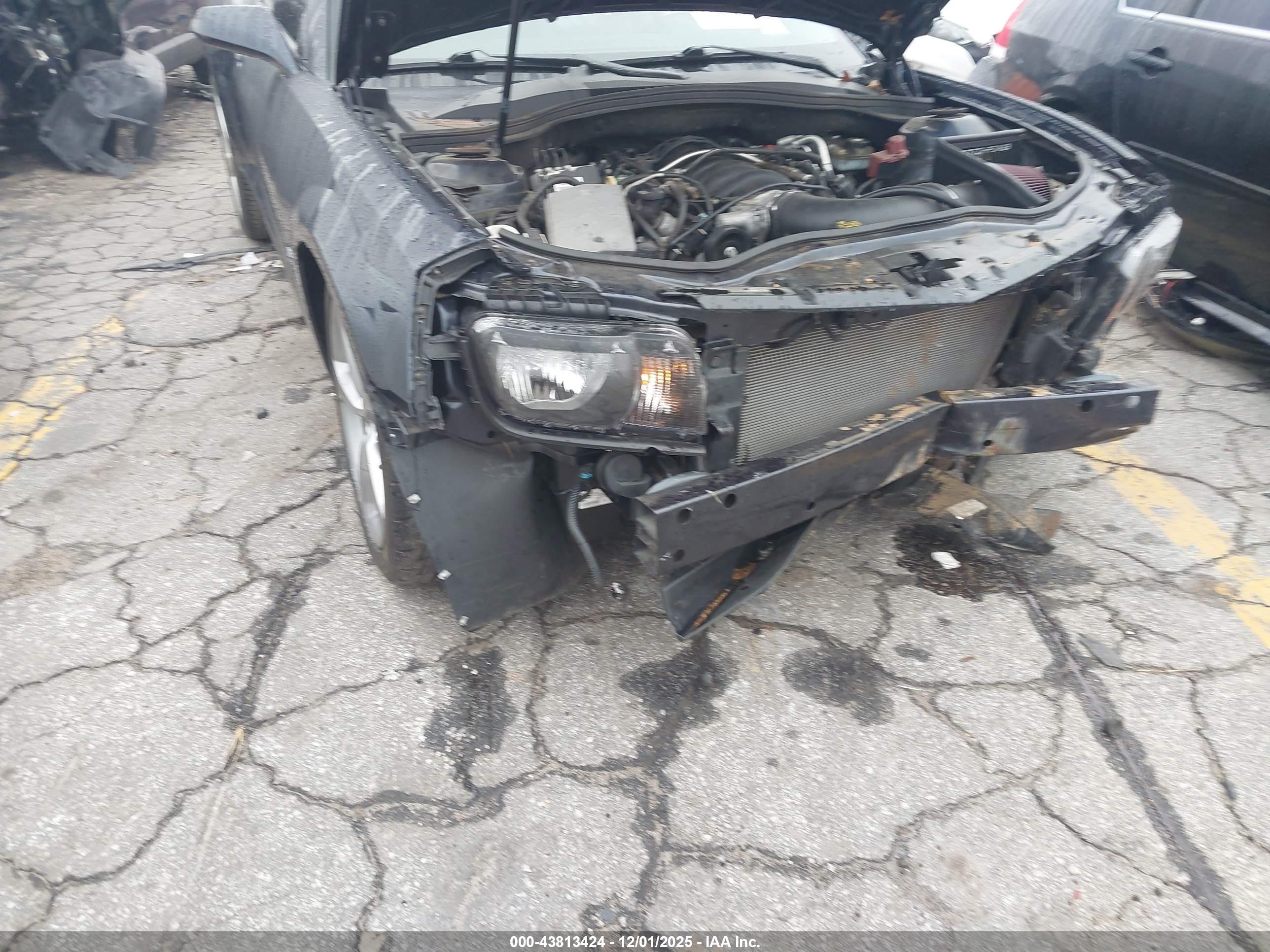 CHEVROLET CAMARO image 6