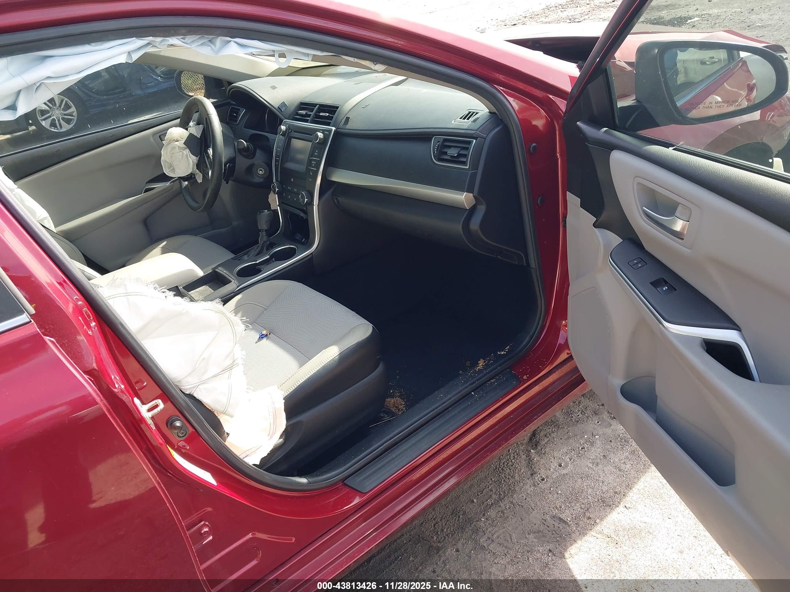 TOYOTA CAMRY image 5