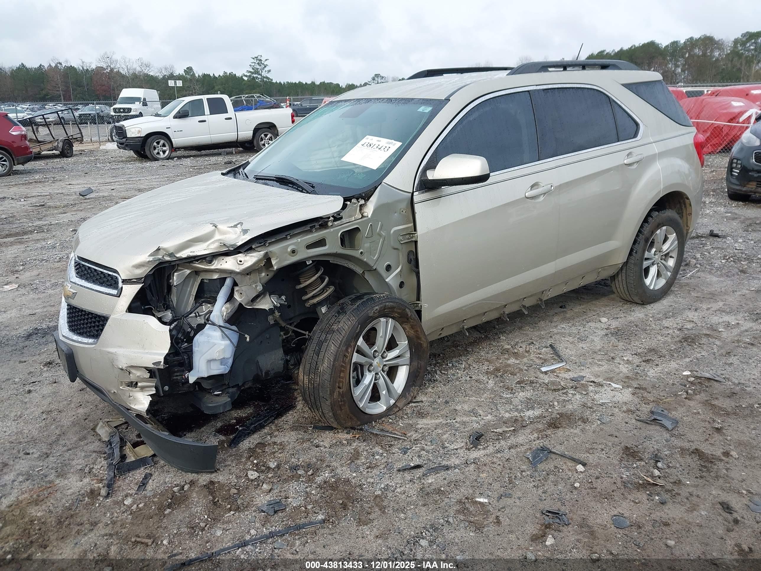 CHEVROLET EQUINOX image 2