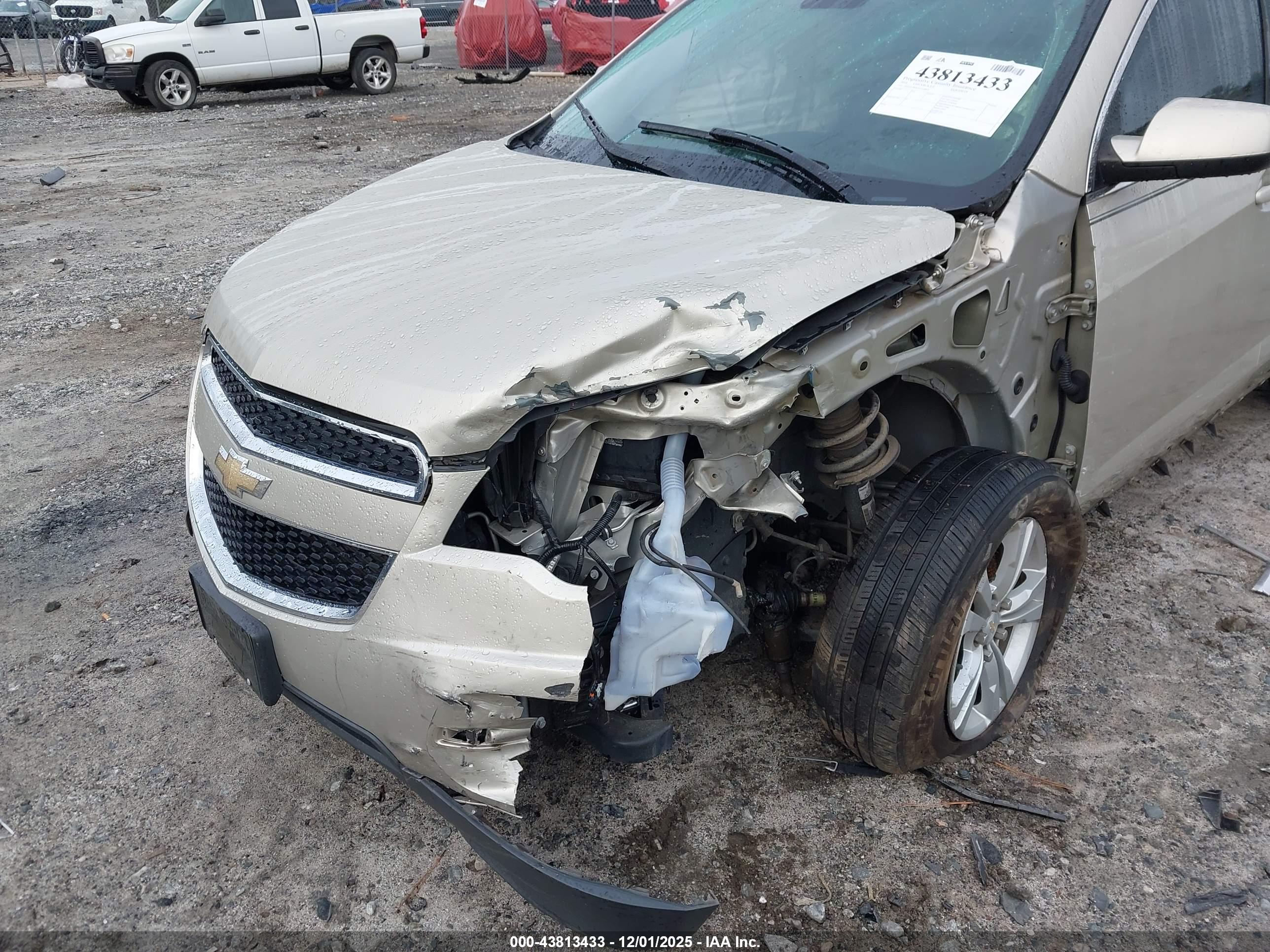 CHEVROLET EQUINOX image 6