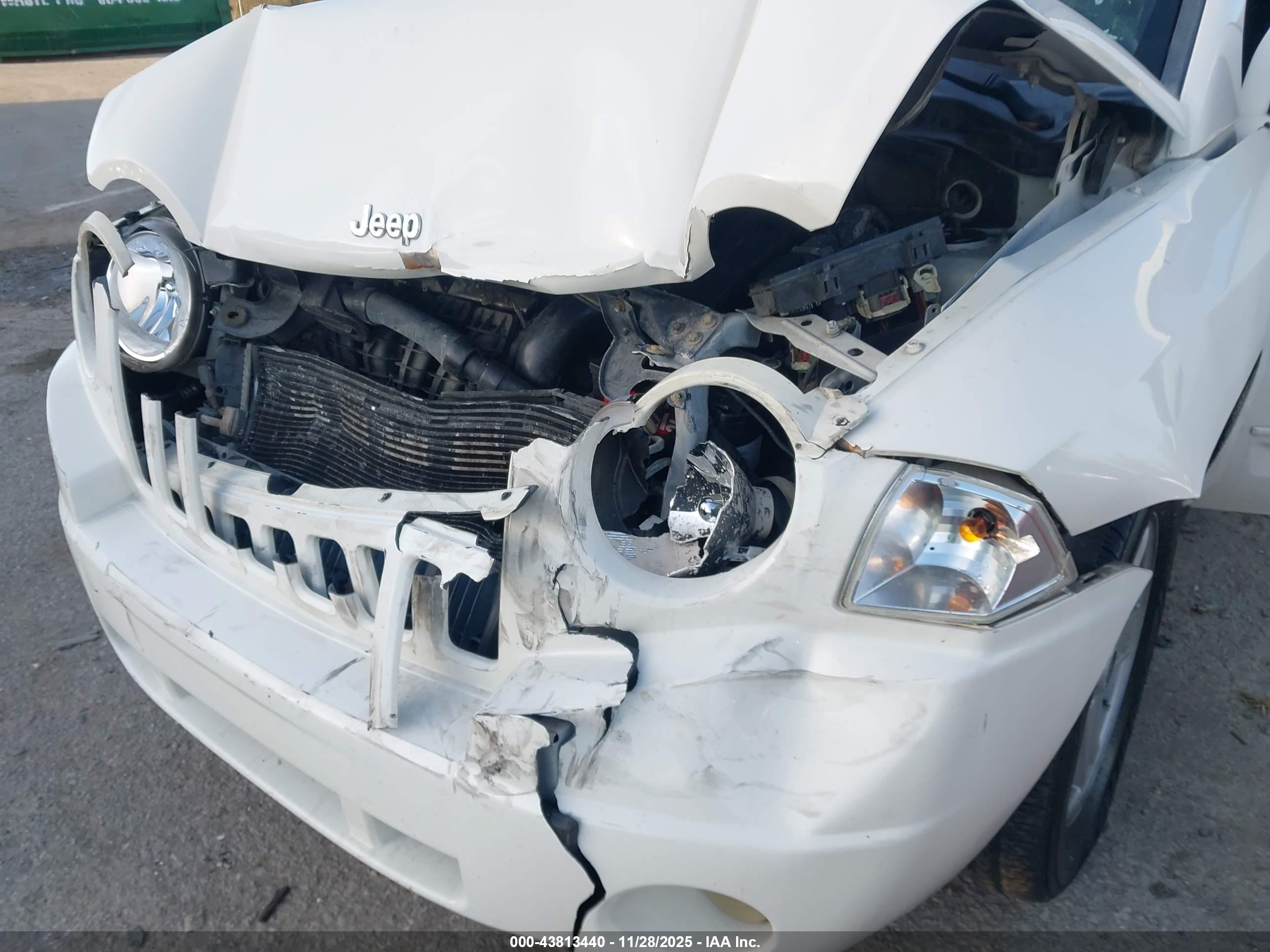 JEEP COMPASS image 6