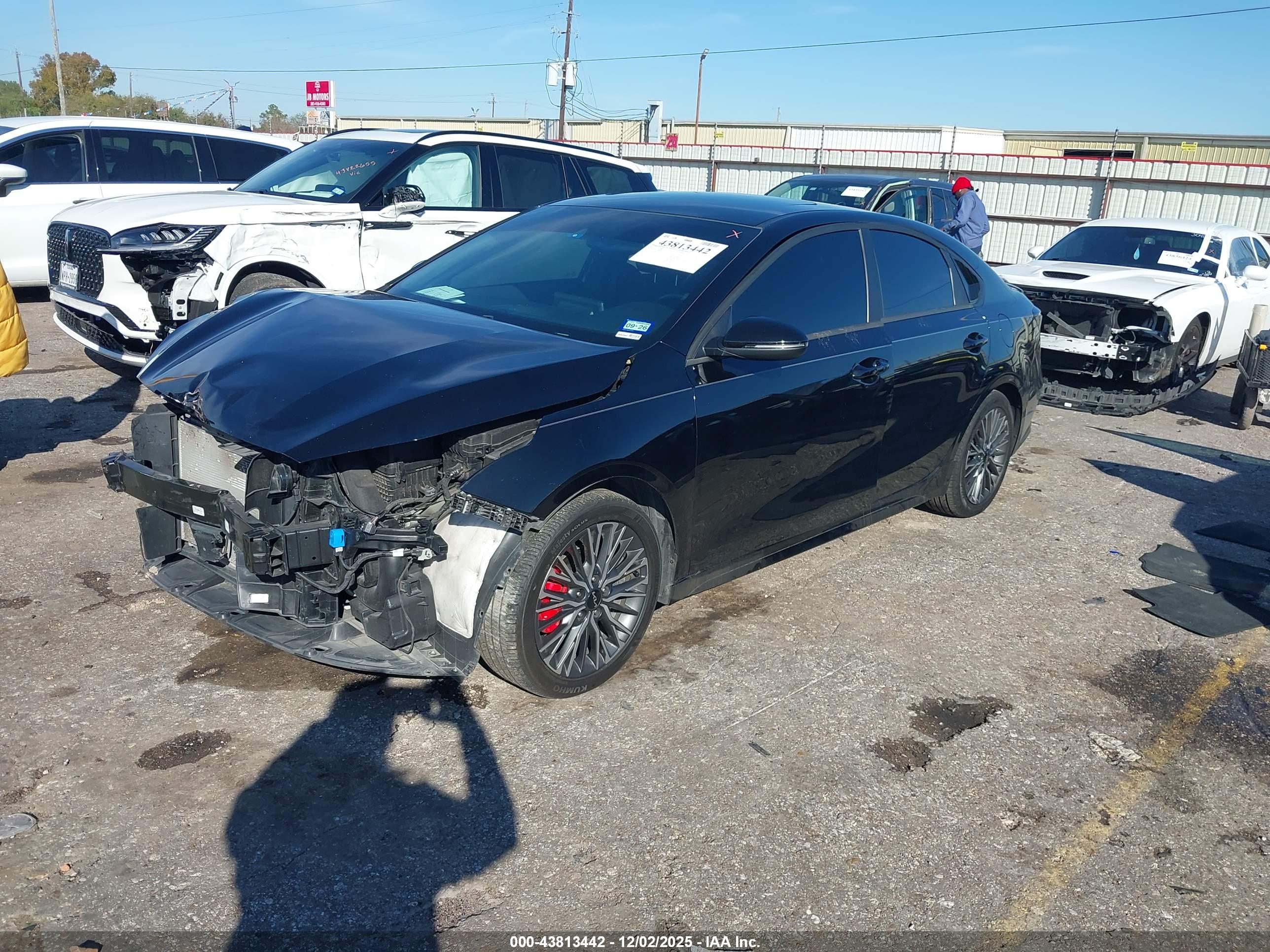 KIA FORTE image 2