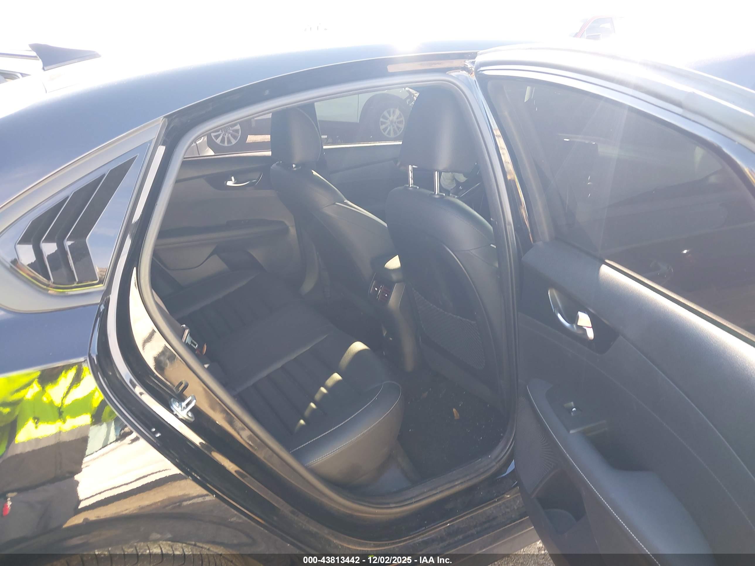 KIA FORTE image 8