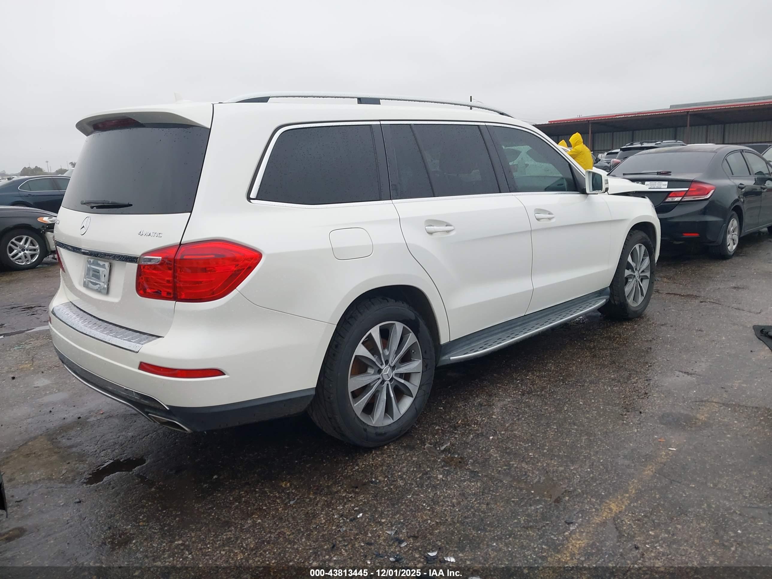 MERCEDES-BENZ GL image 4