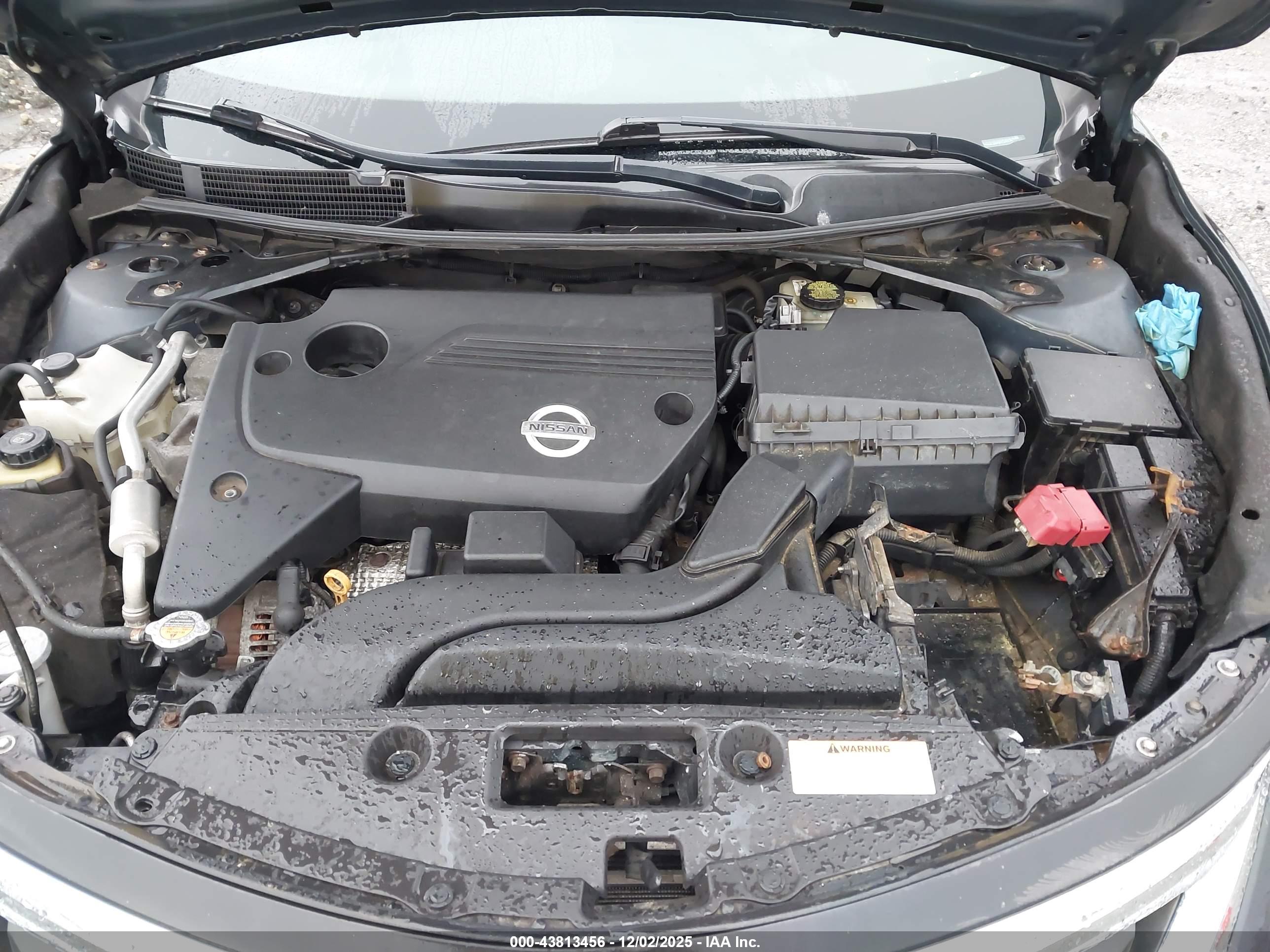 NISSAN ALTIMA image 10