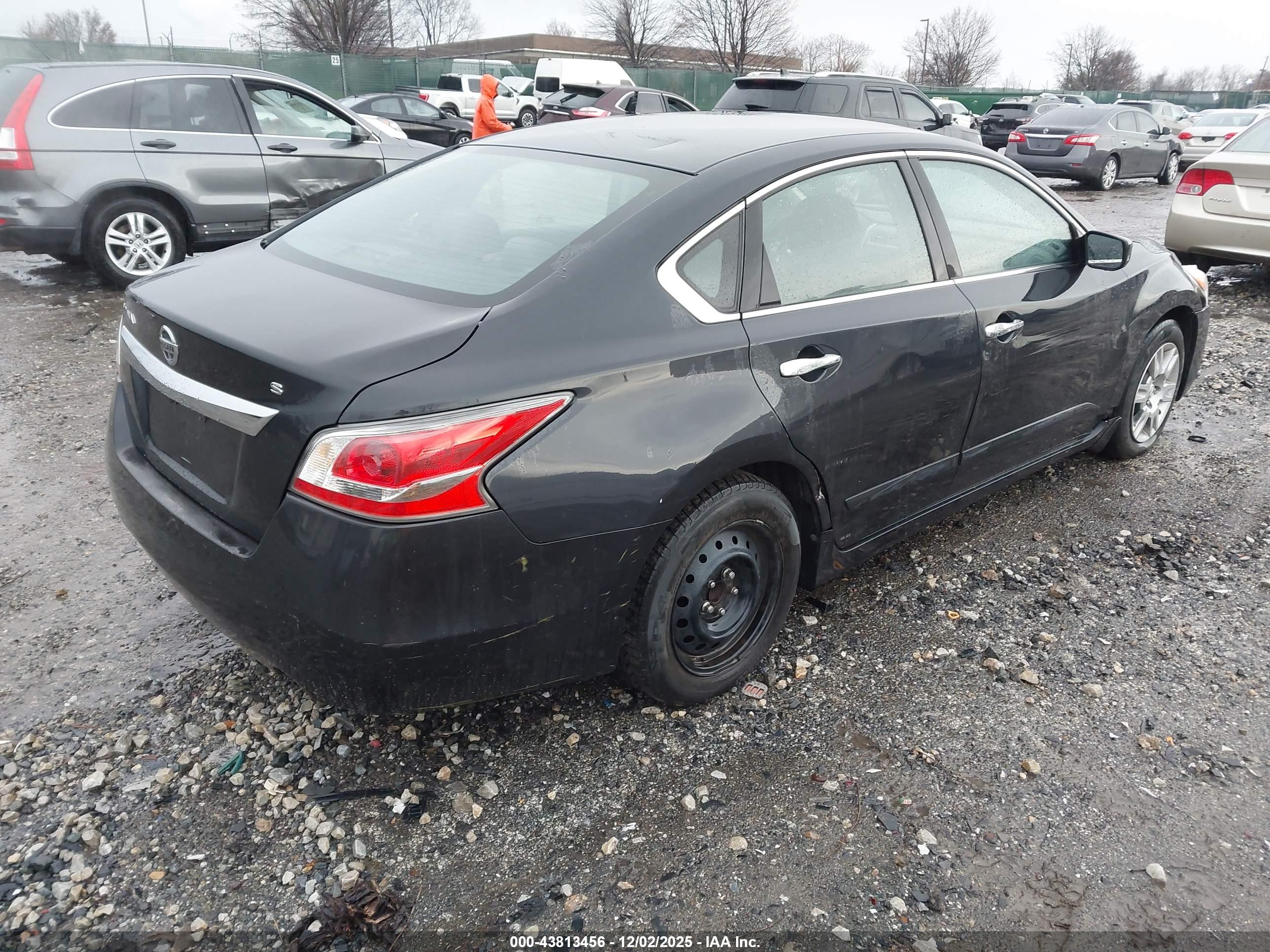 NISSAN ALTIMA image 4