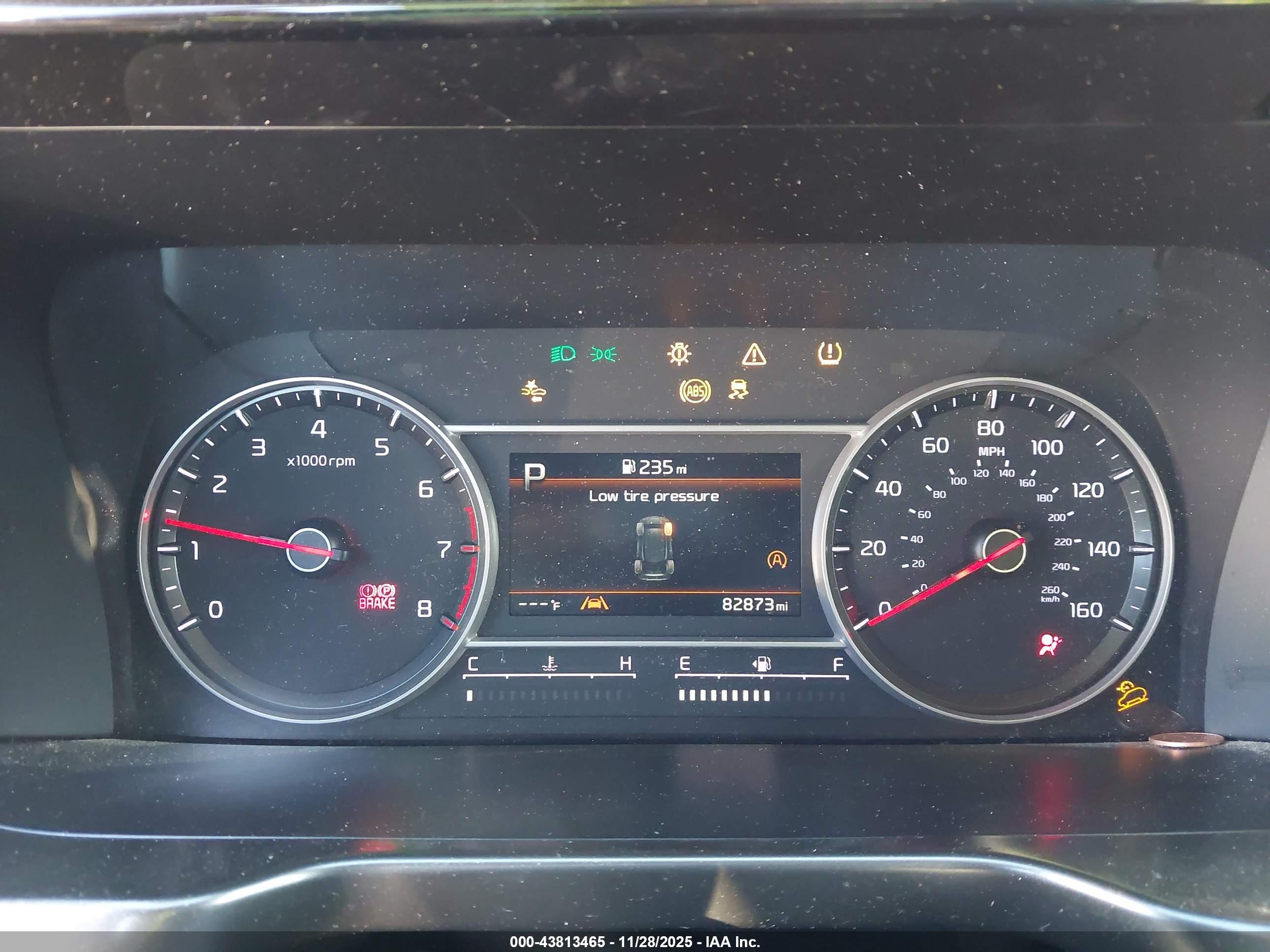 KIA SORENTO image 7