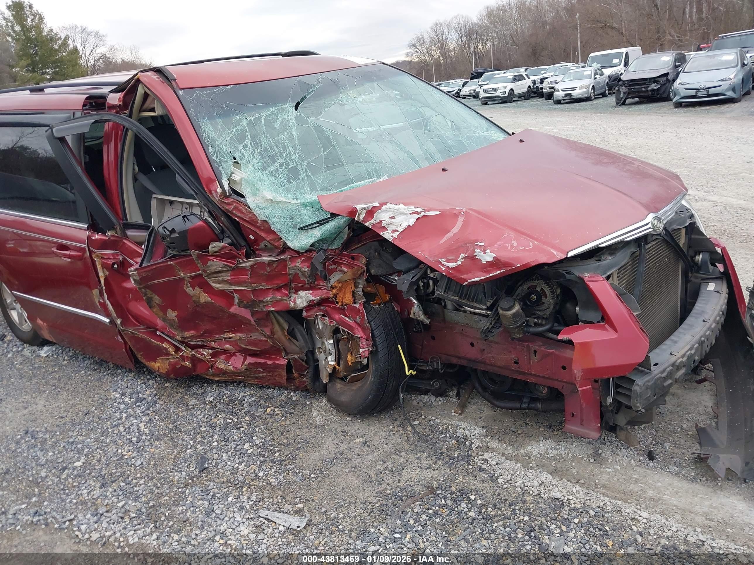 CHRYSLER TOWN image 6