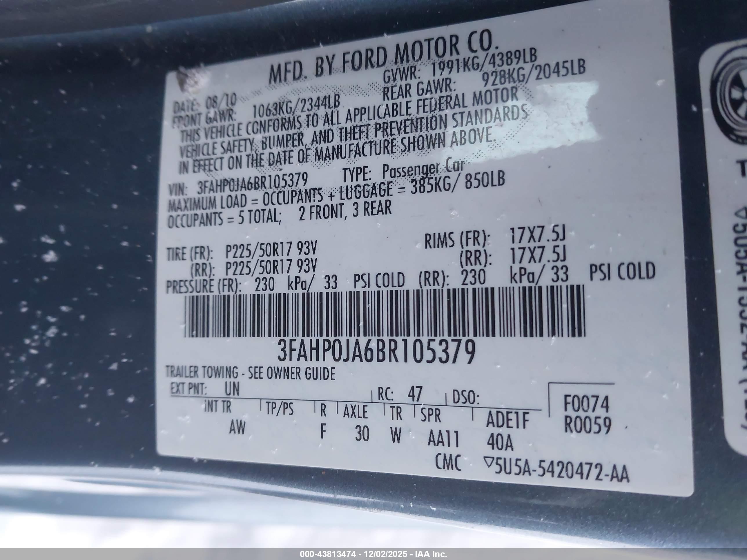 FORD FUSION image 9