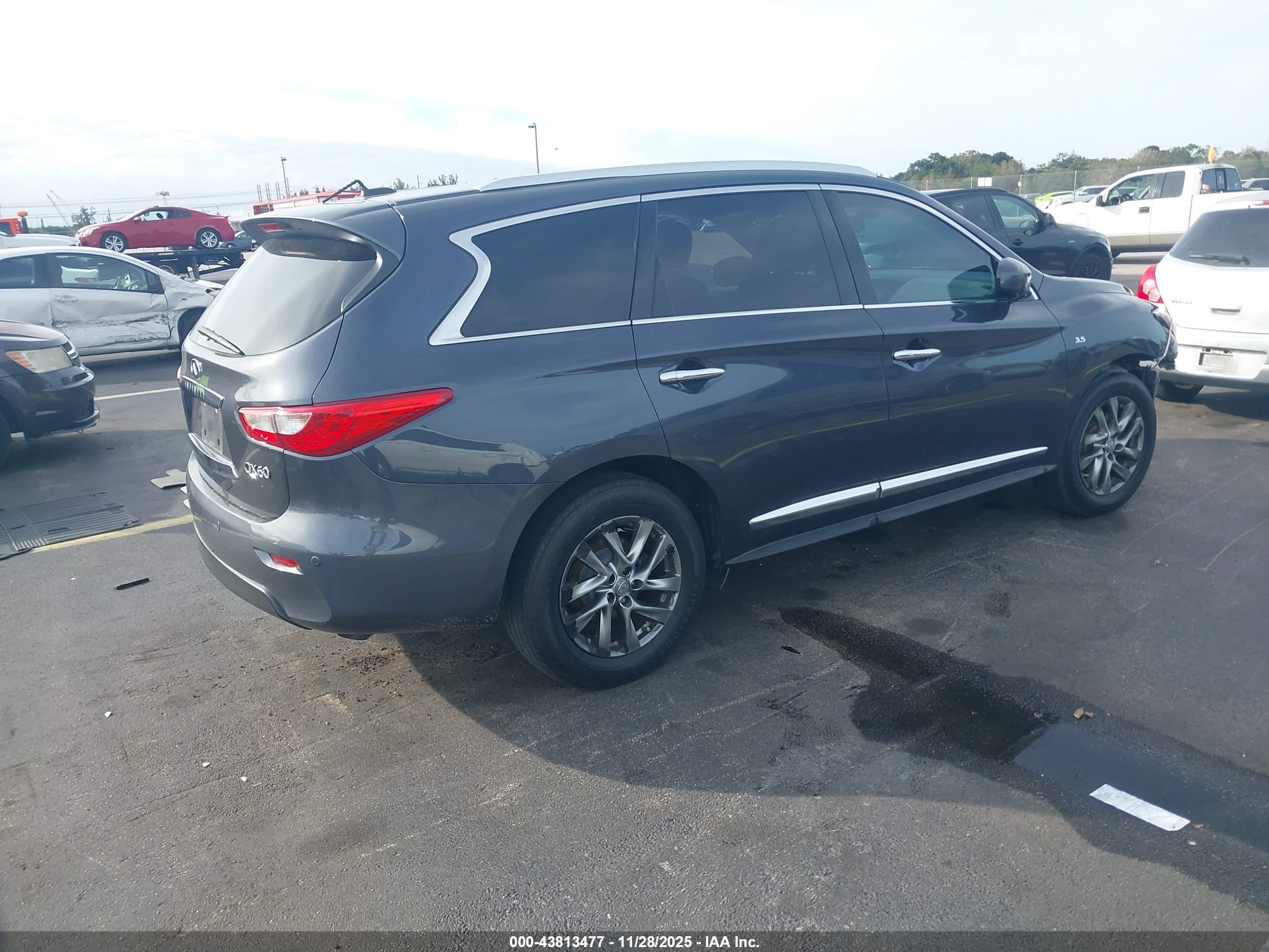 INFINITI QX60 image 4