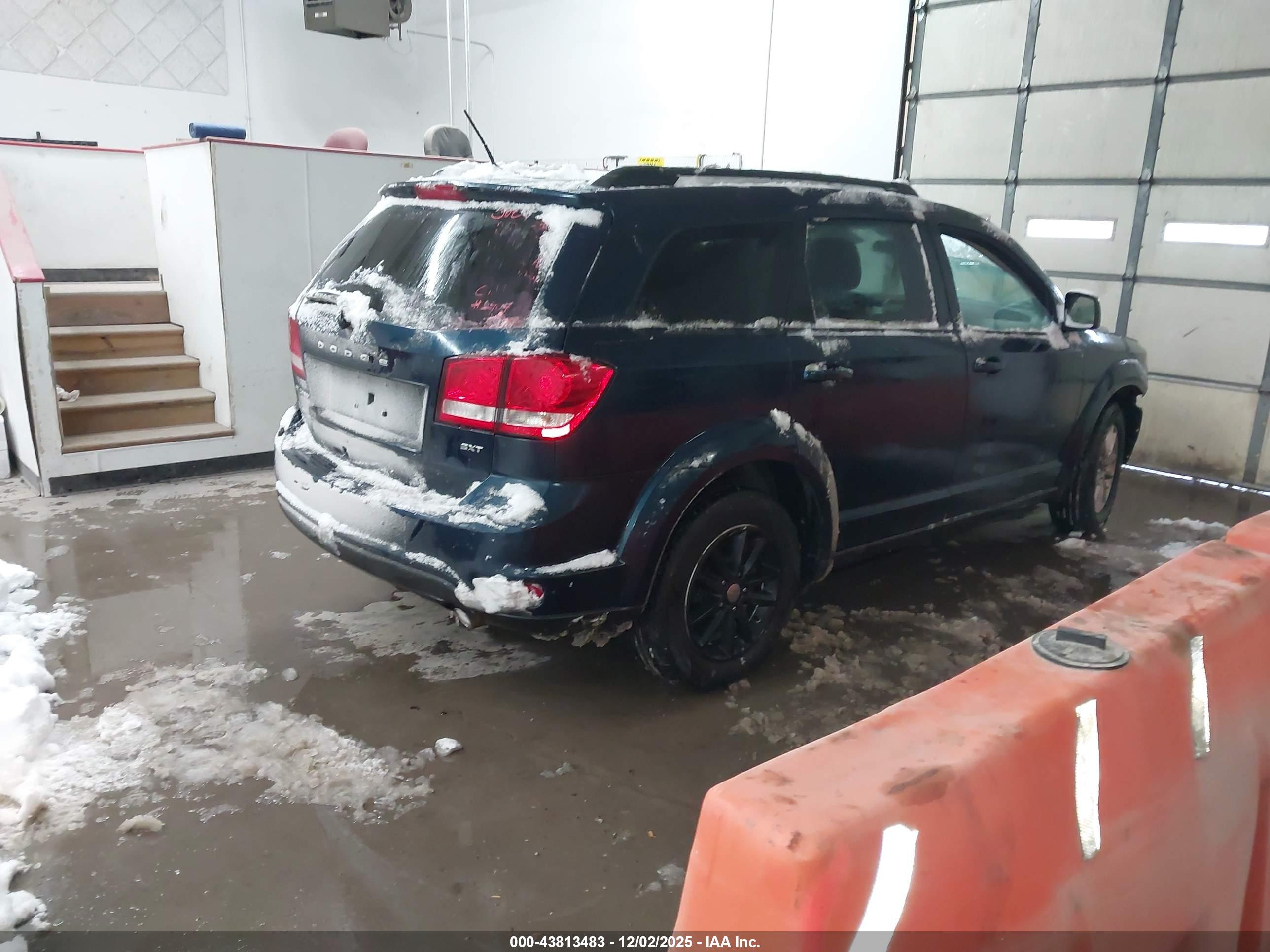 DODGE JOURNEY image 4