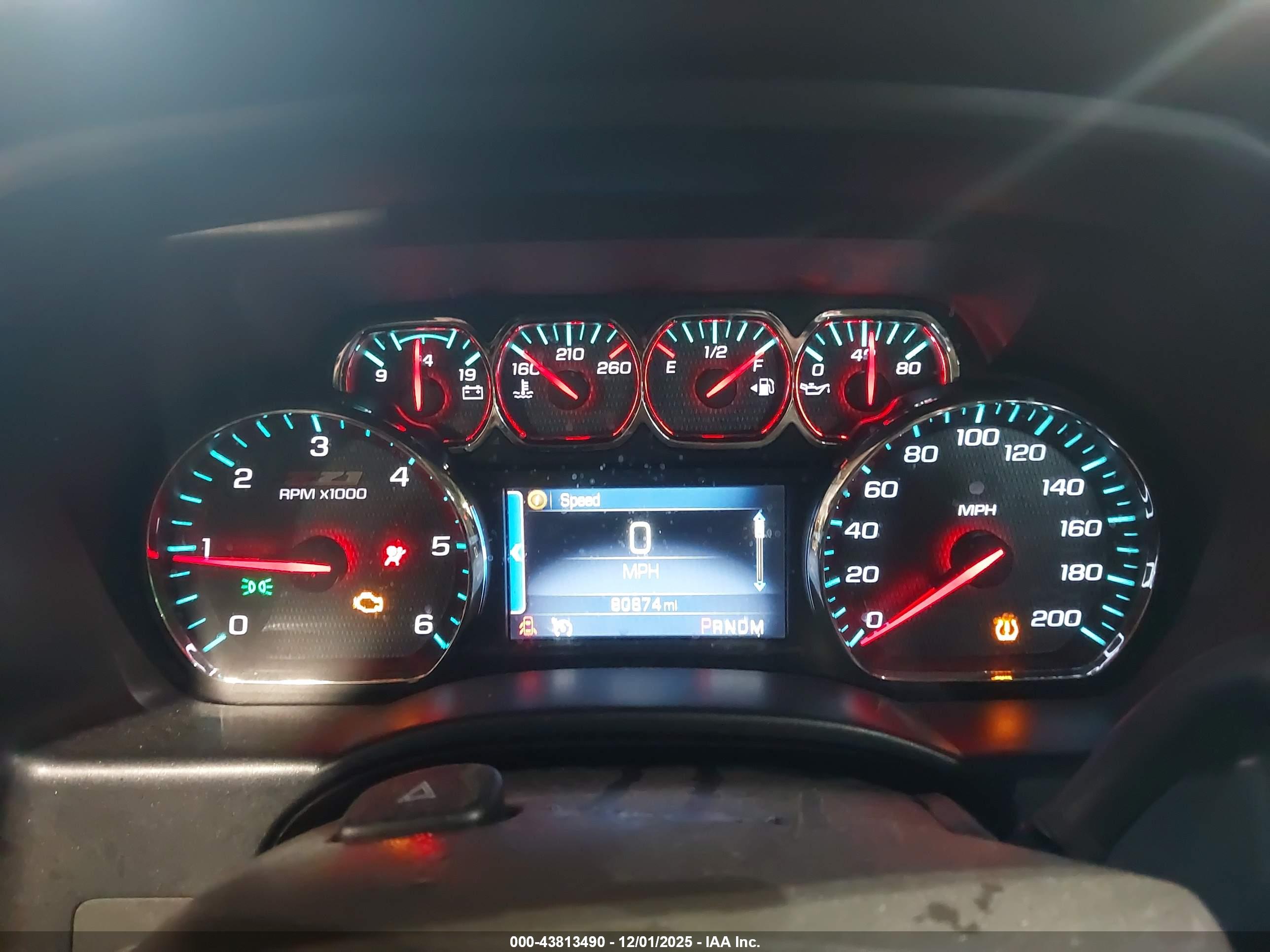 CHEVROLET SILVERADO image 7