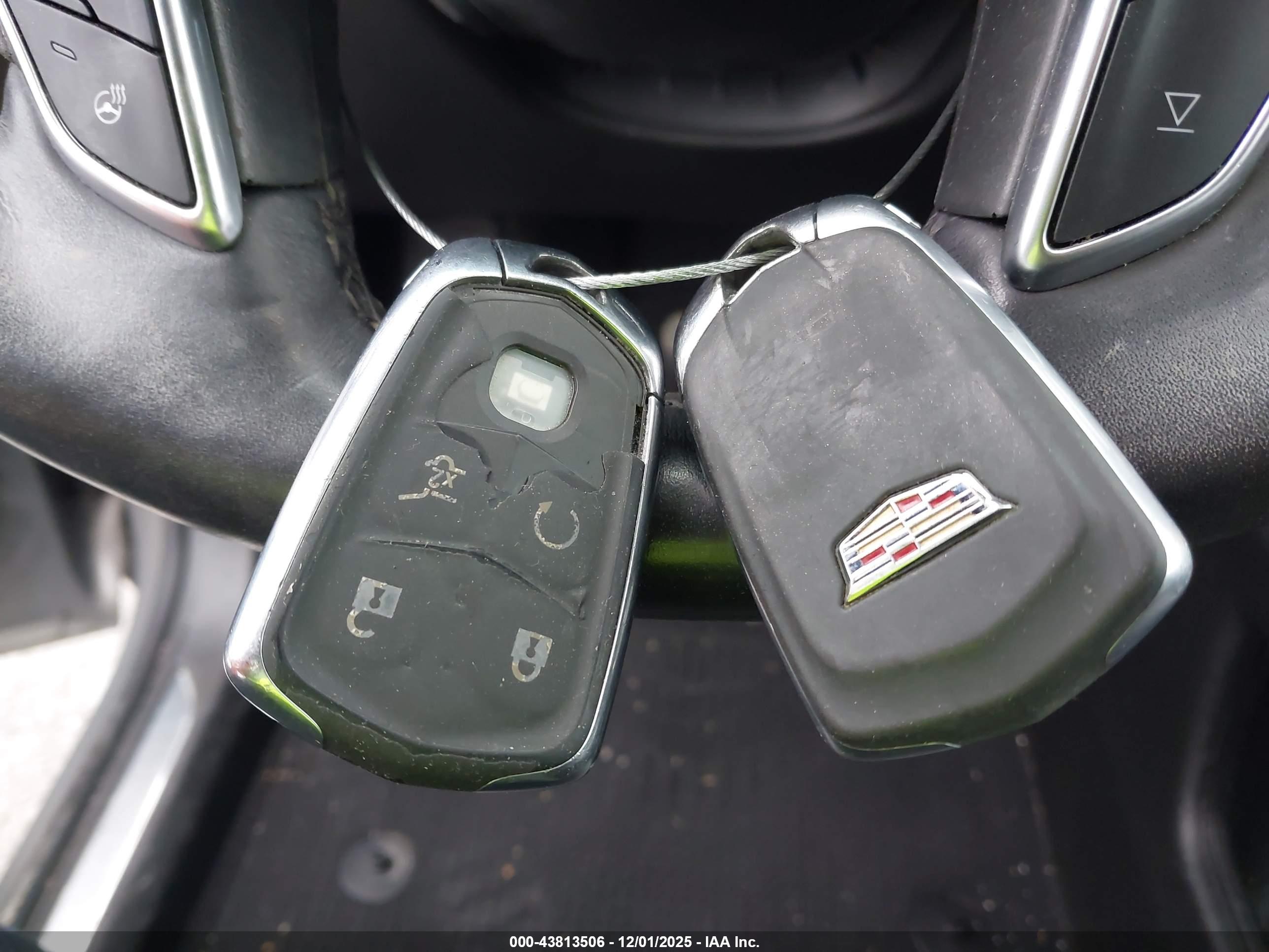 CADILLAC XT5 image 11