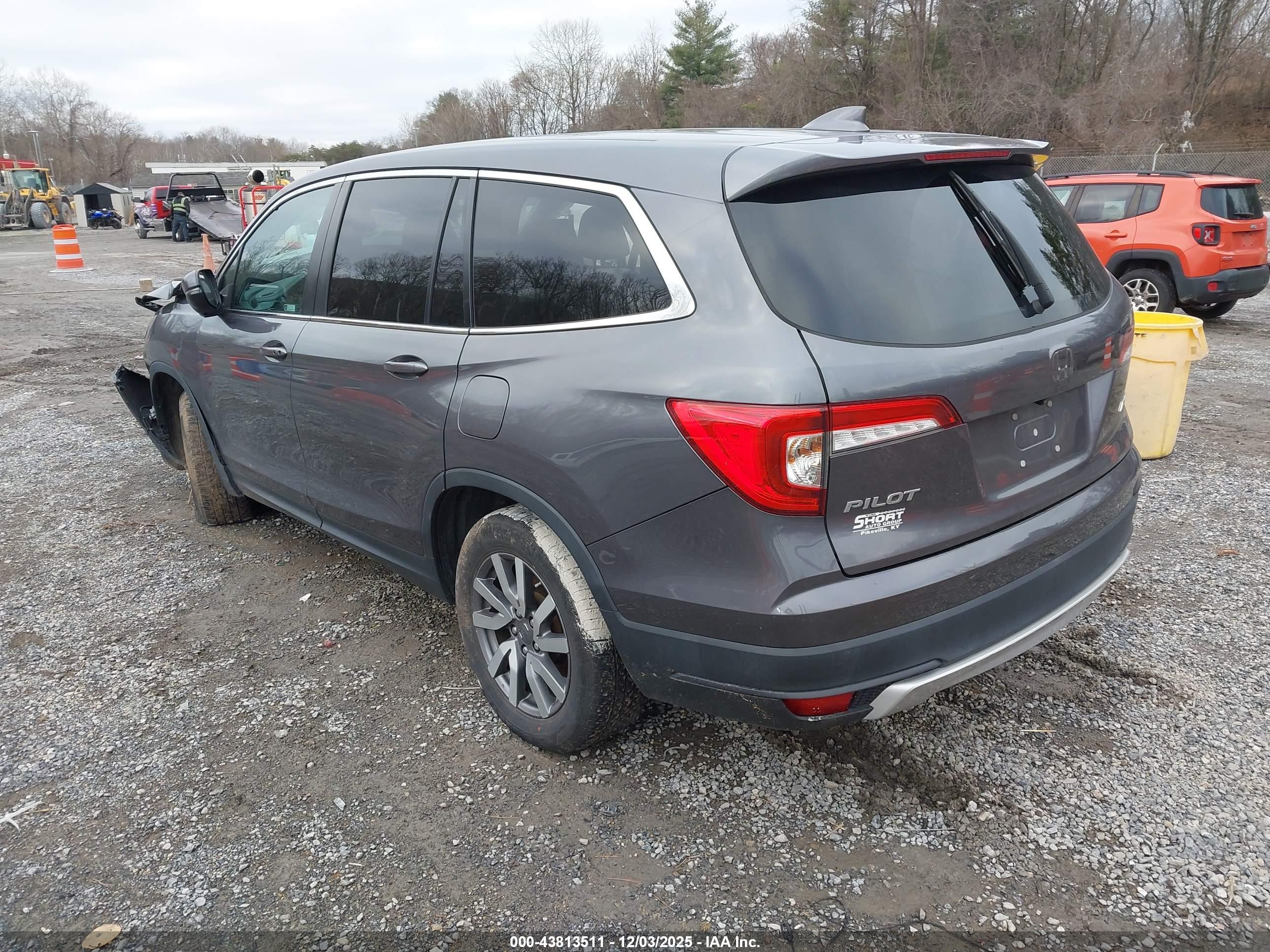 HONDA PILOT image 3