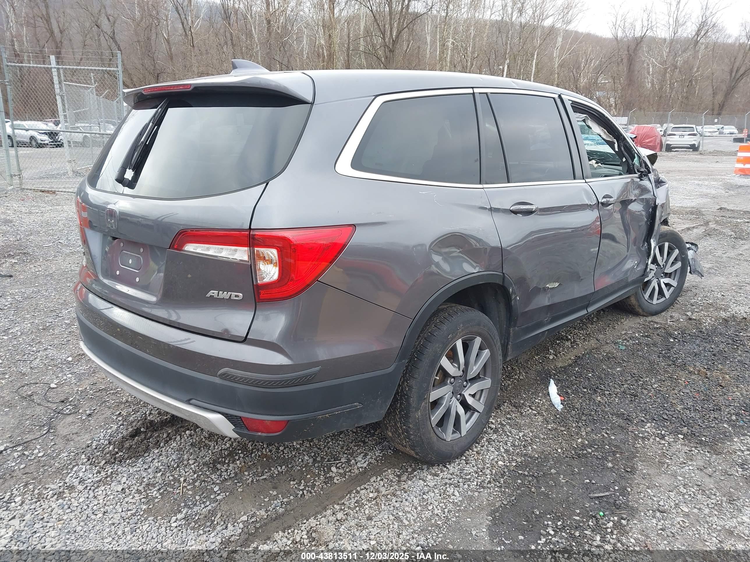 HONDA PILOT image 4