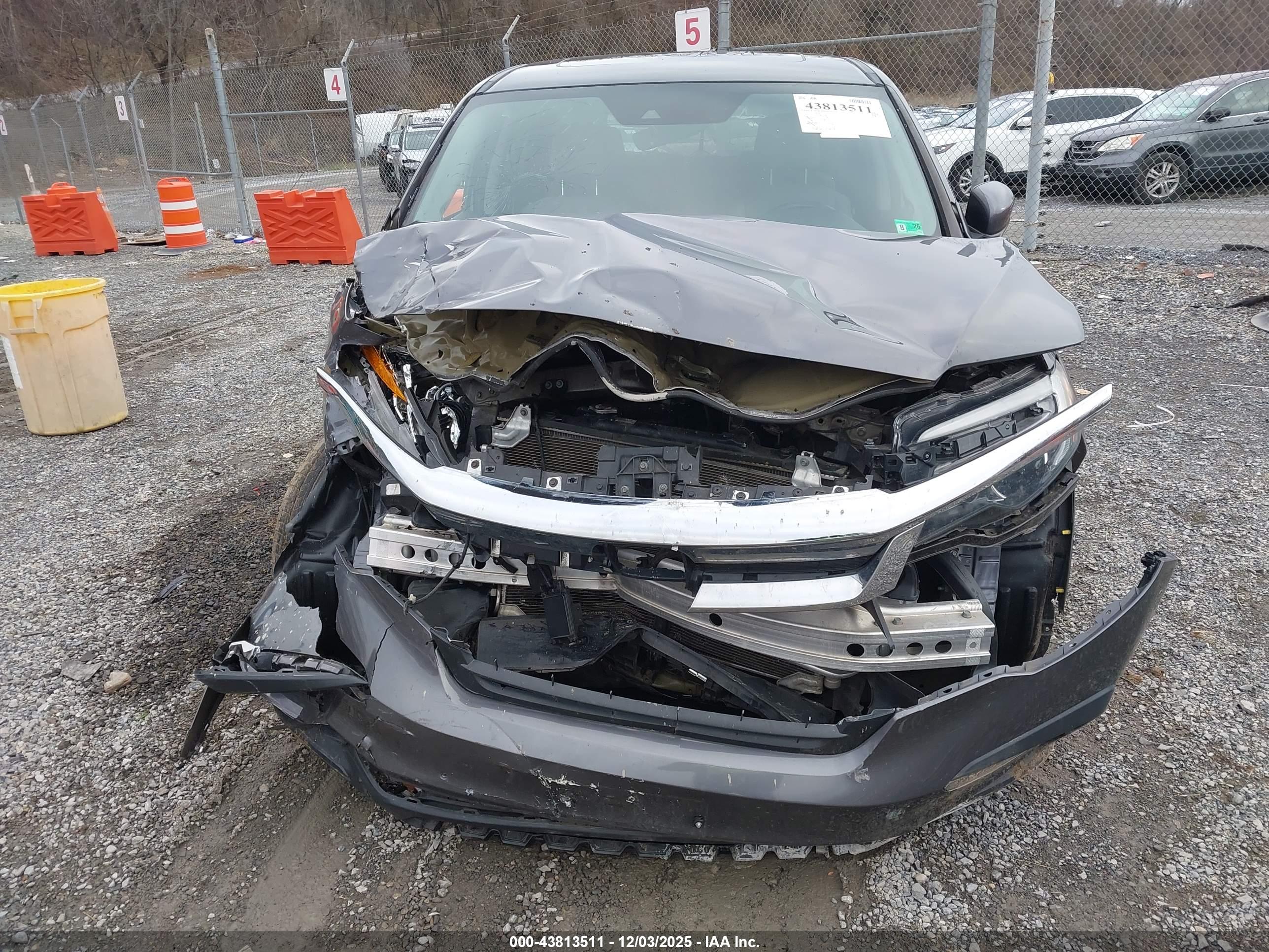HONDA PILOT image 6