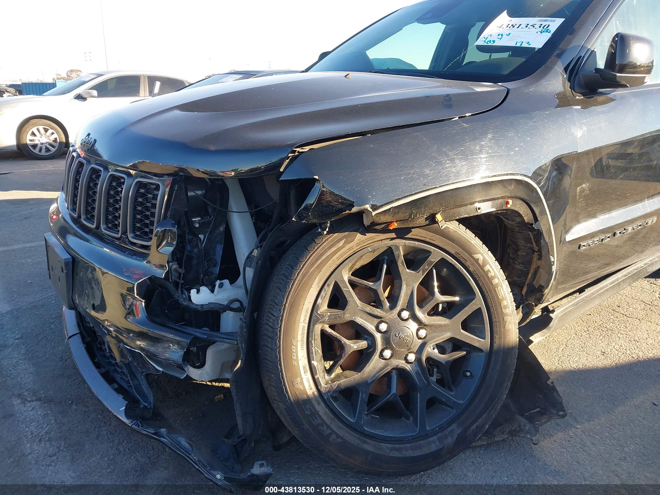 JEEP GRAND image 6