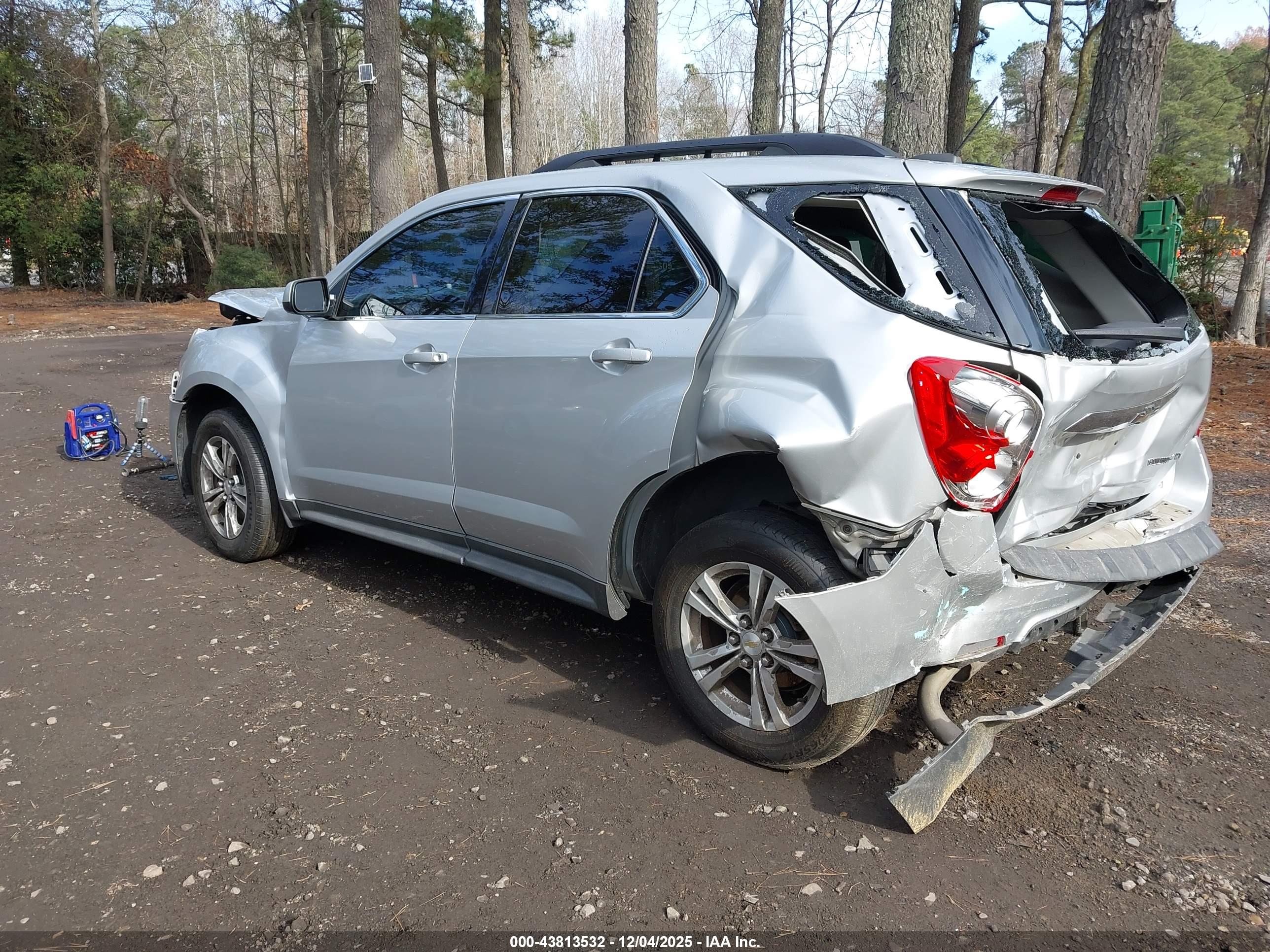 CHEVROLET EQUINOX image 3