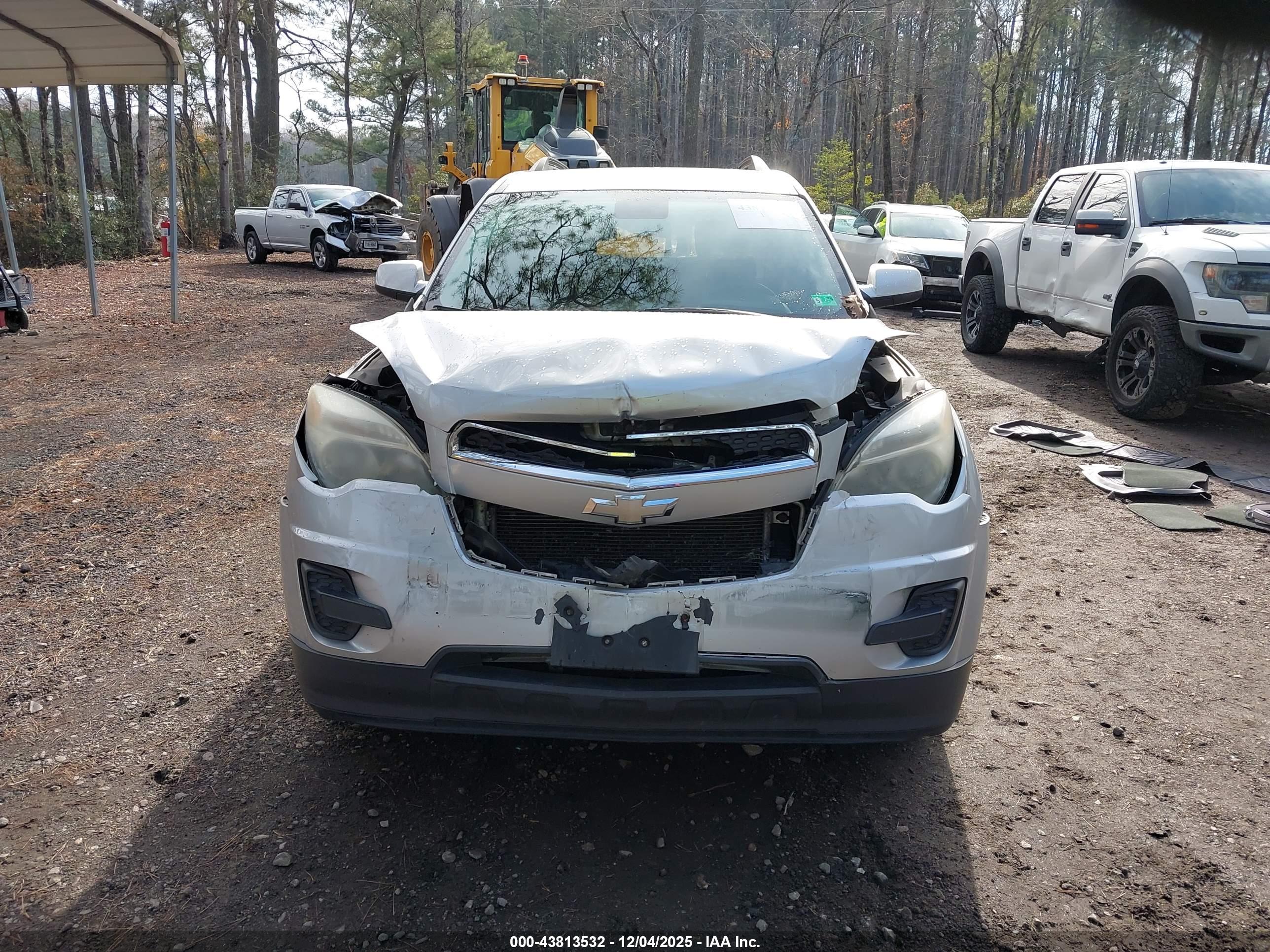CHEVROLET EQUINOX image 6