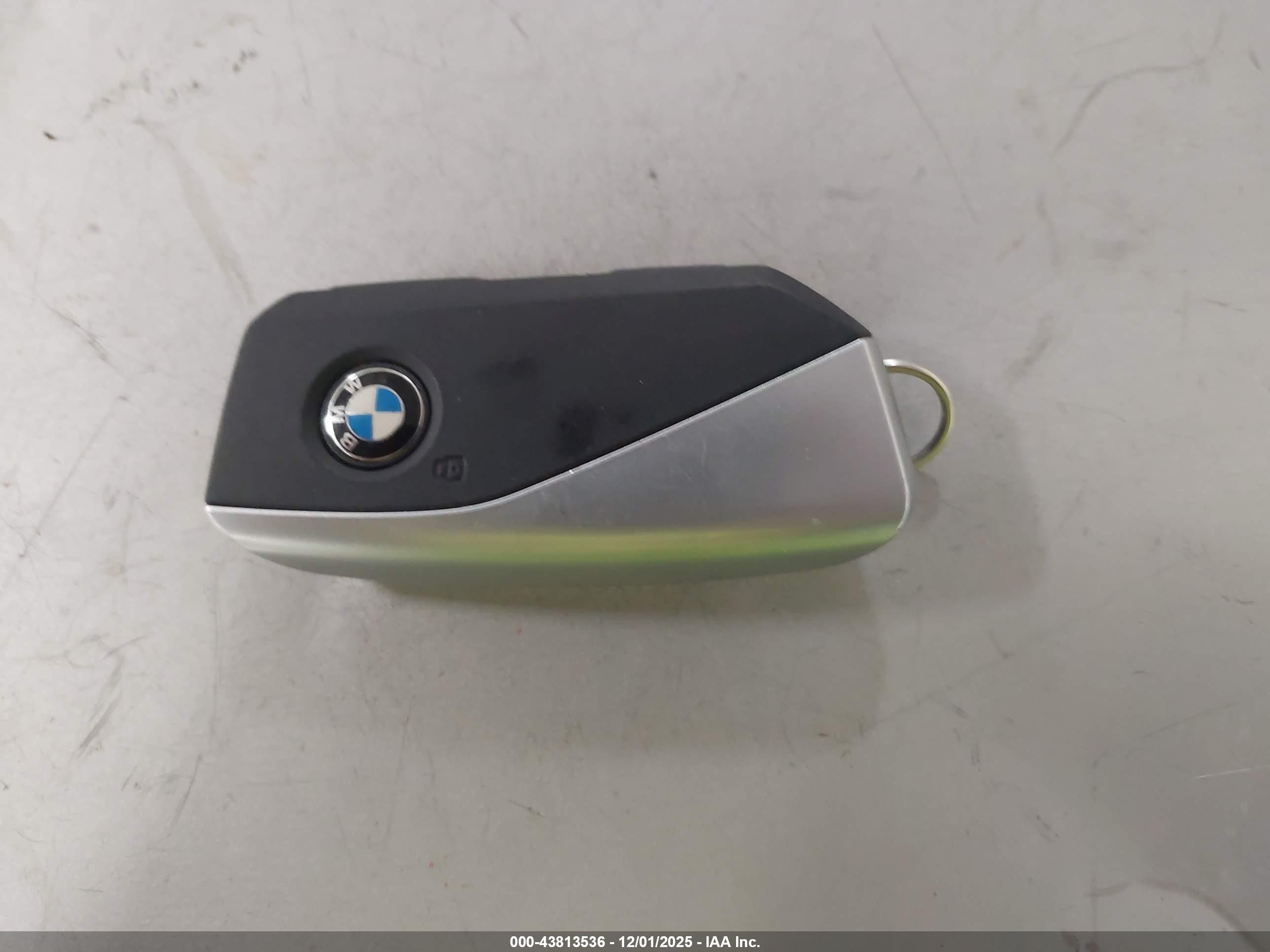 BMW X1 image 11