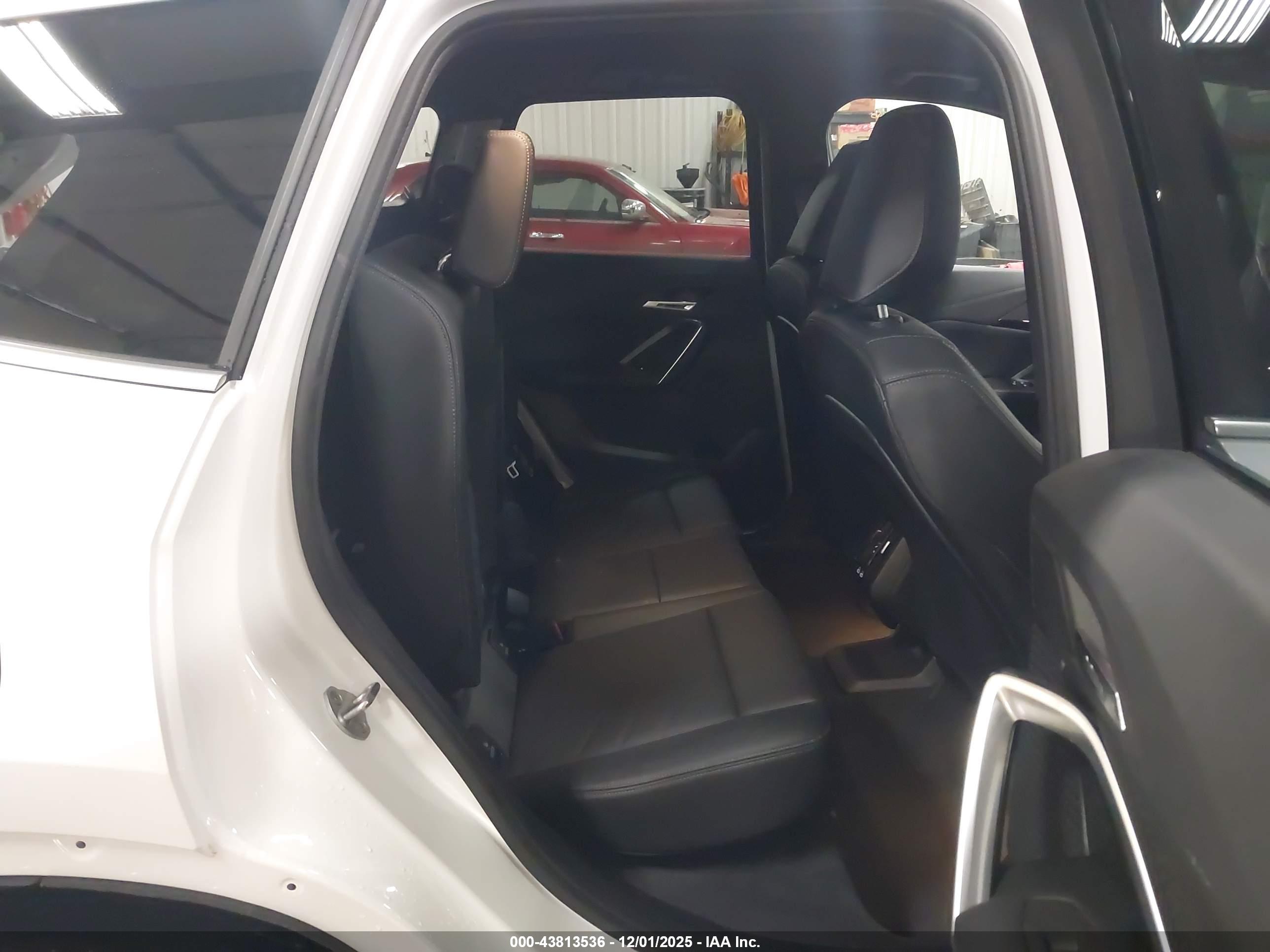 BMW X1 image 8