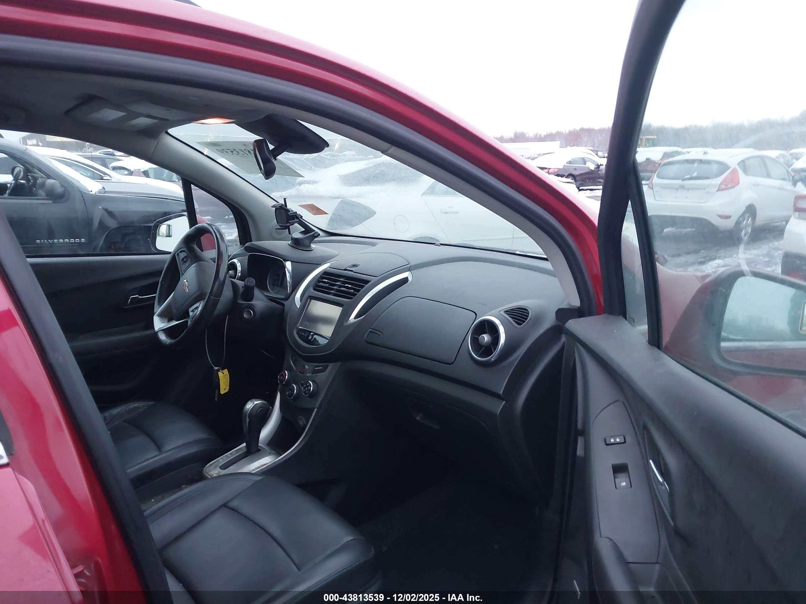 CHEVROLET TRAX image 5