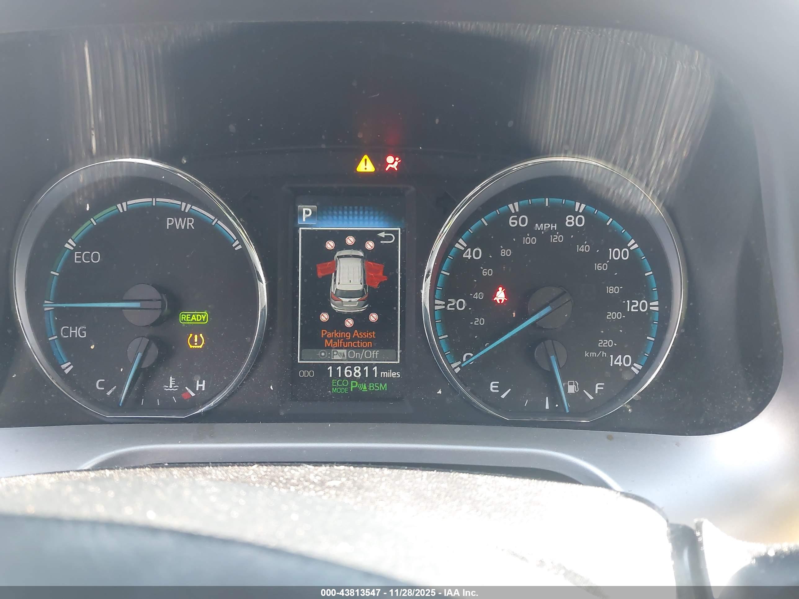 TOYOTA RAV4 image 7