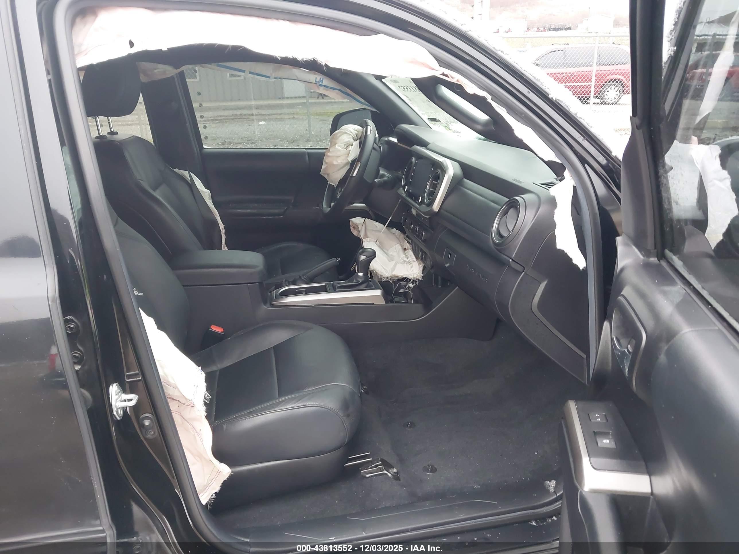 TOYOTA TACOMA image 5