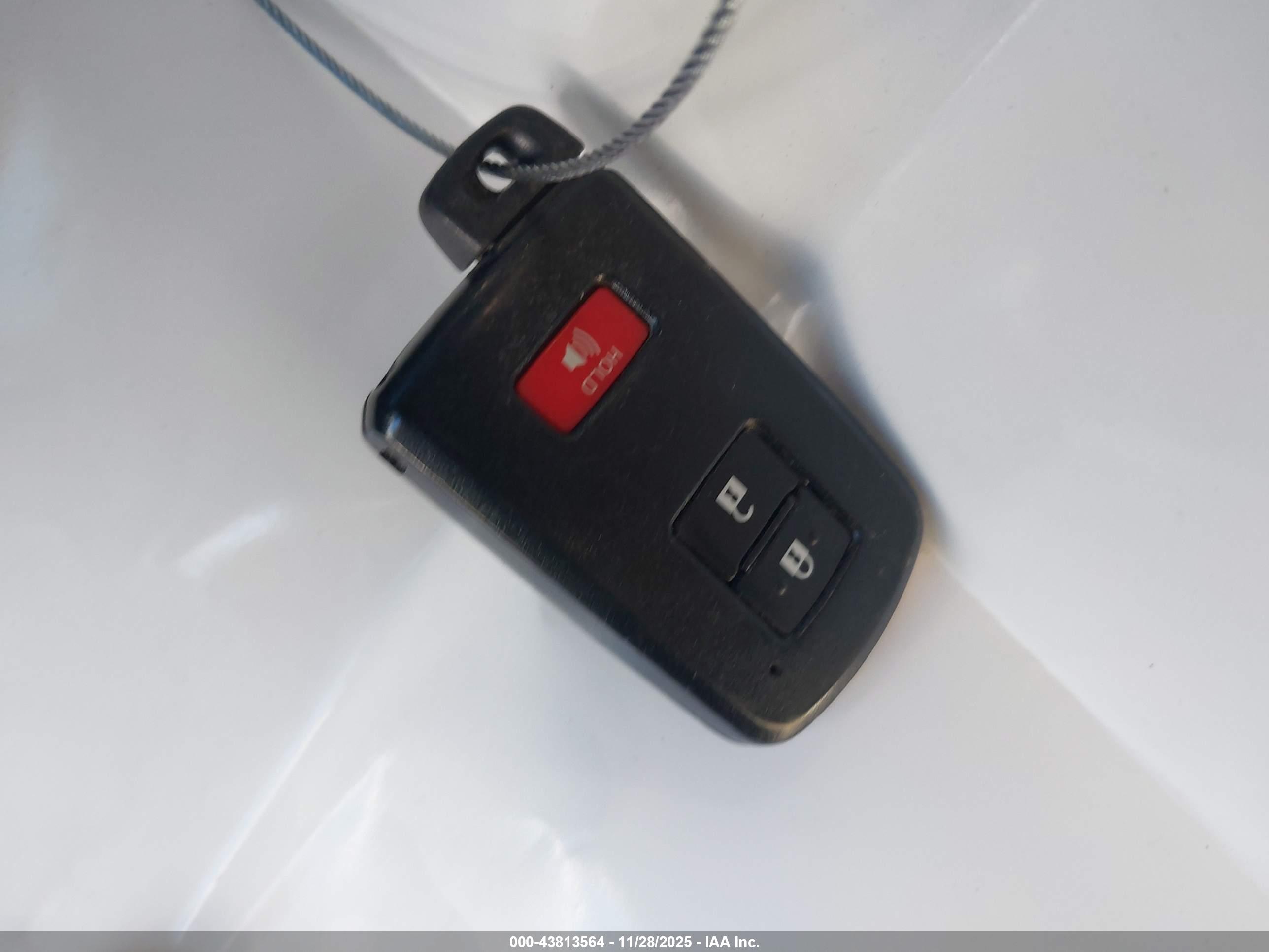 TOYOTA TACOMA image 11