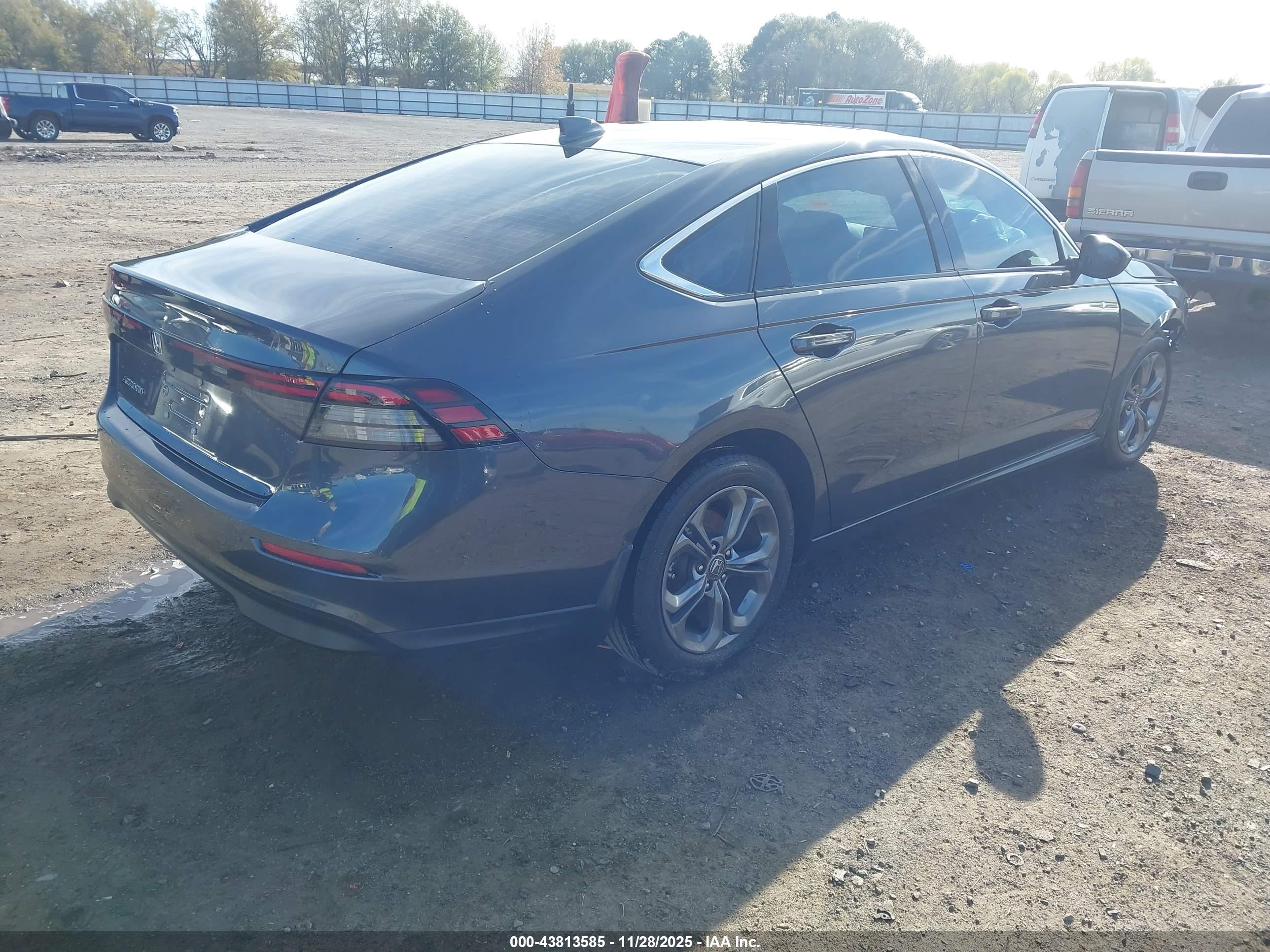 HONDA ACCORD image 4