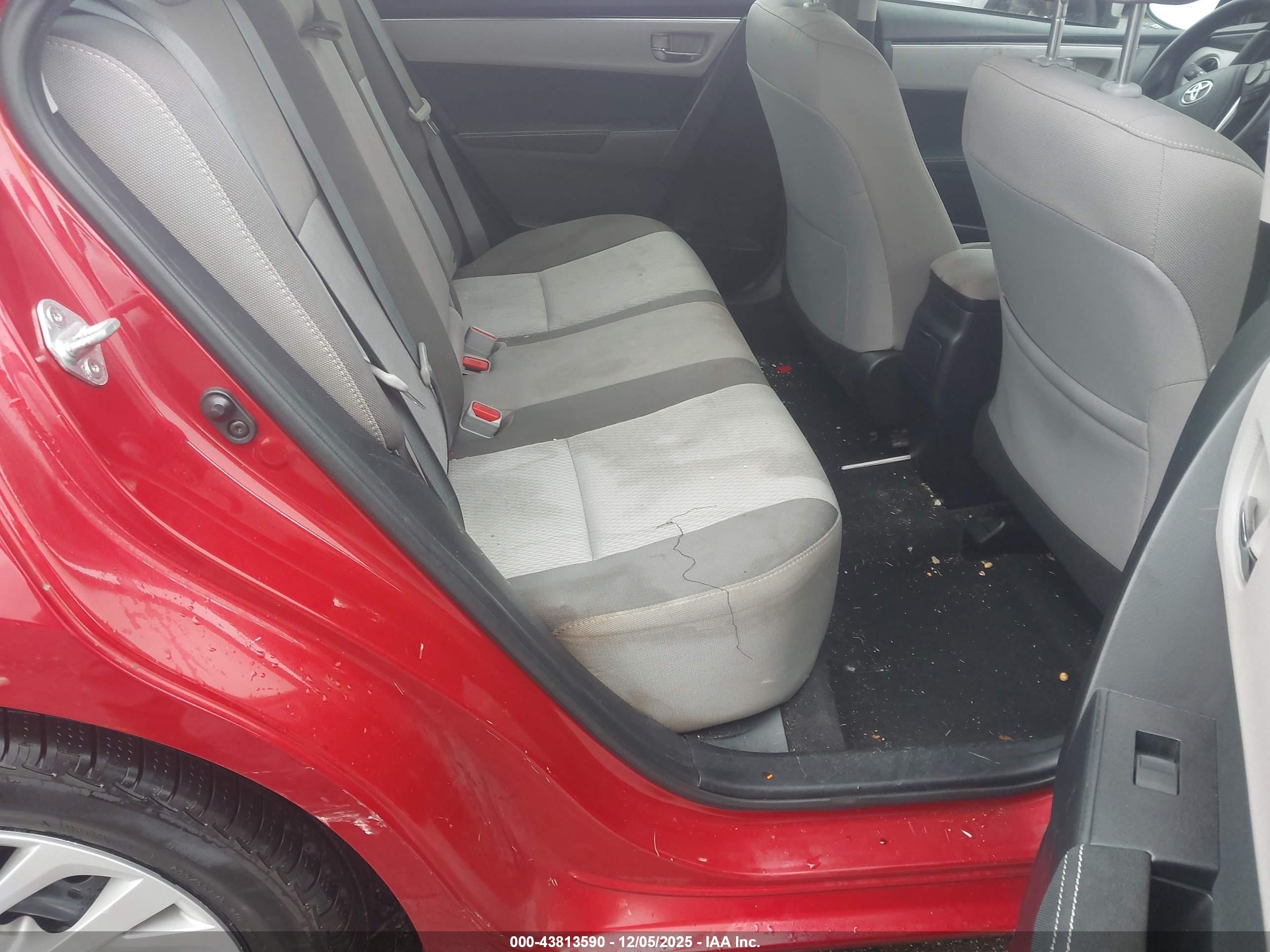 TOYOTA COROLLA image 8