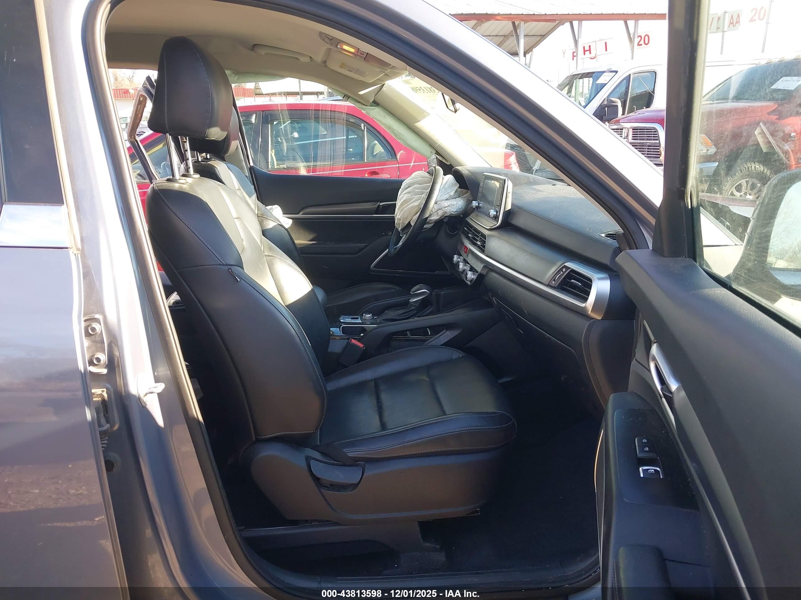 KIA TELLURIDE image 5
