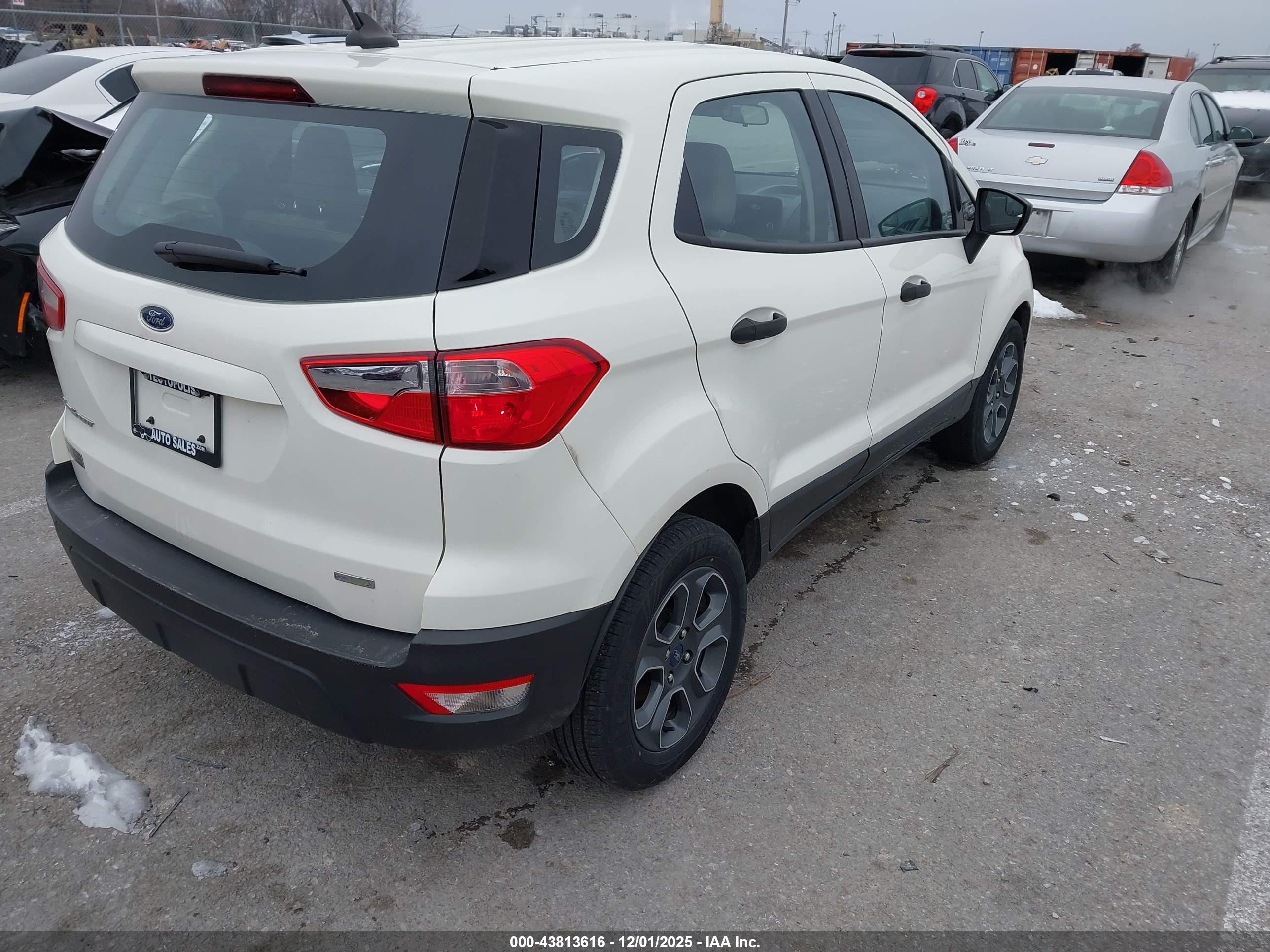 FORD ECOSPORT image 4